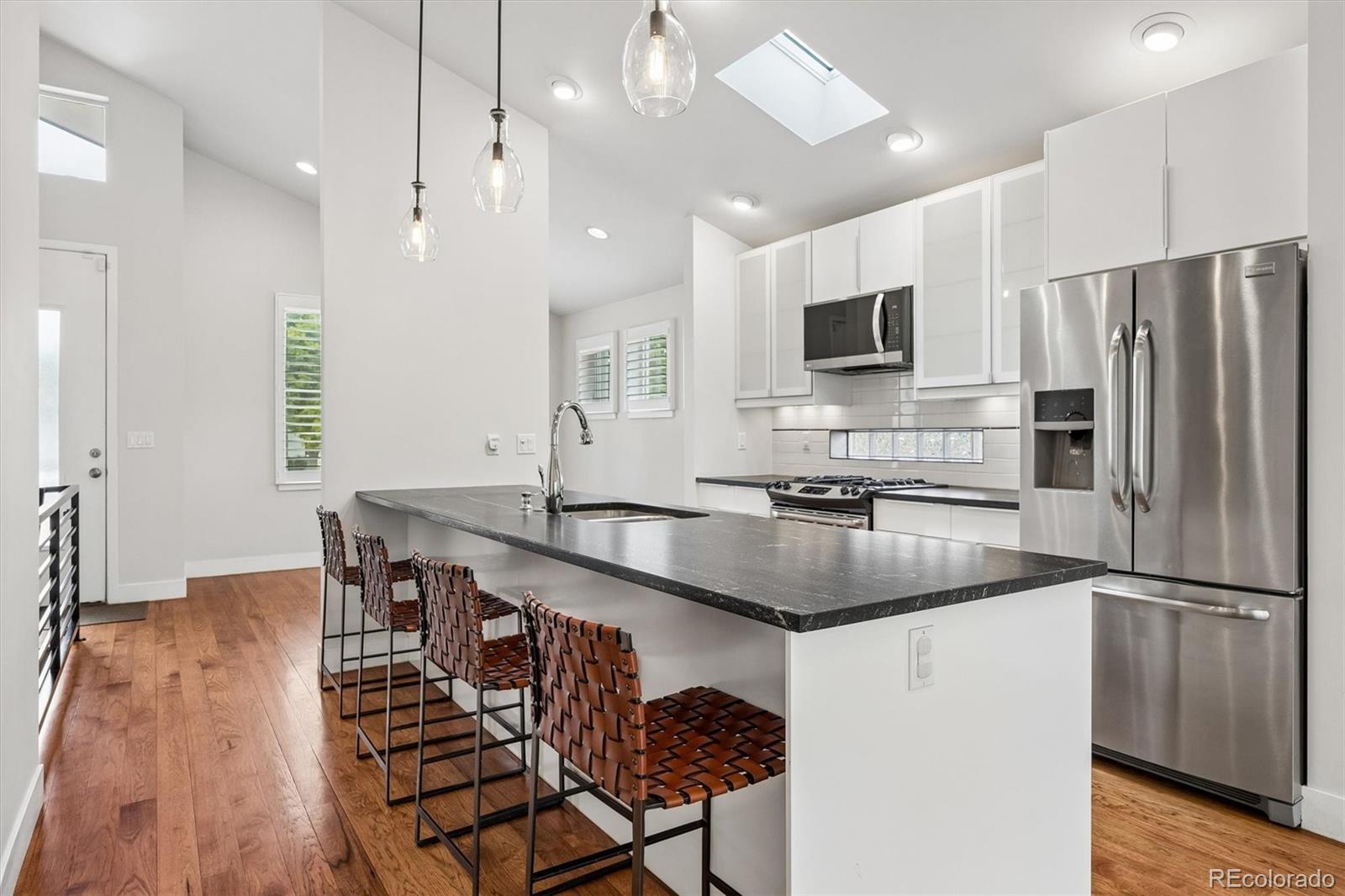 MLS Image #5 for 3100 s clarkson street,englewood, Colorado