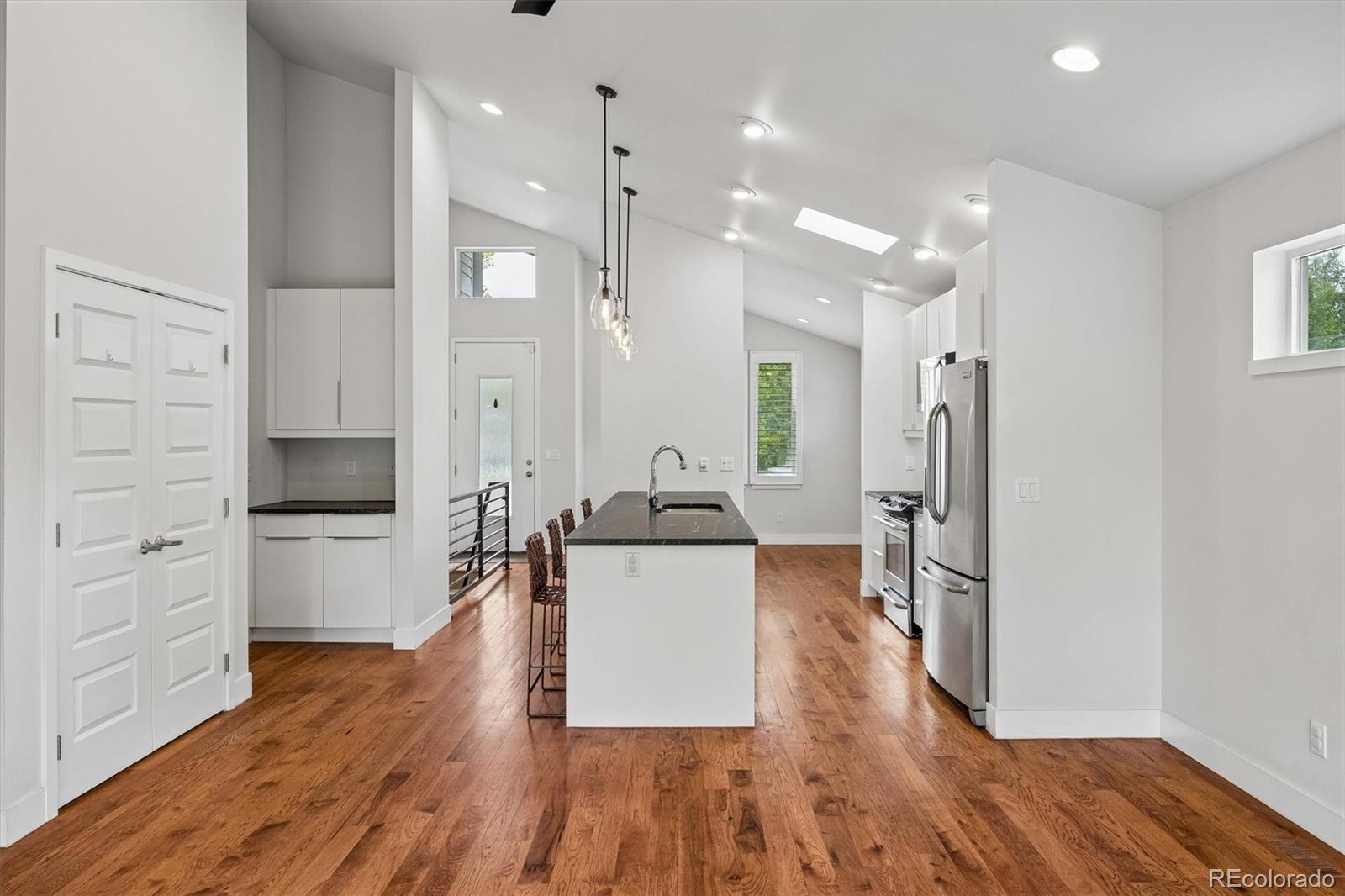 MLS Image #9 for 3100 s clarkson street,englewood, Colorado