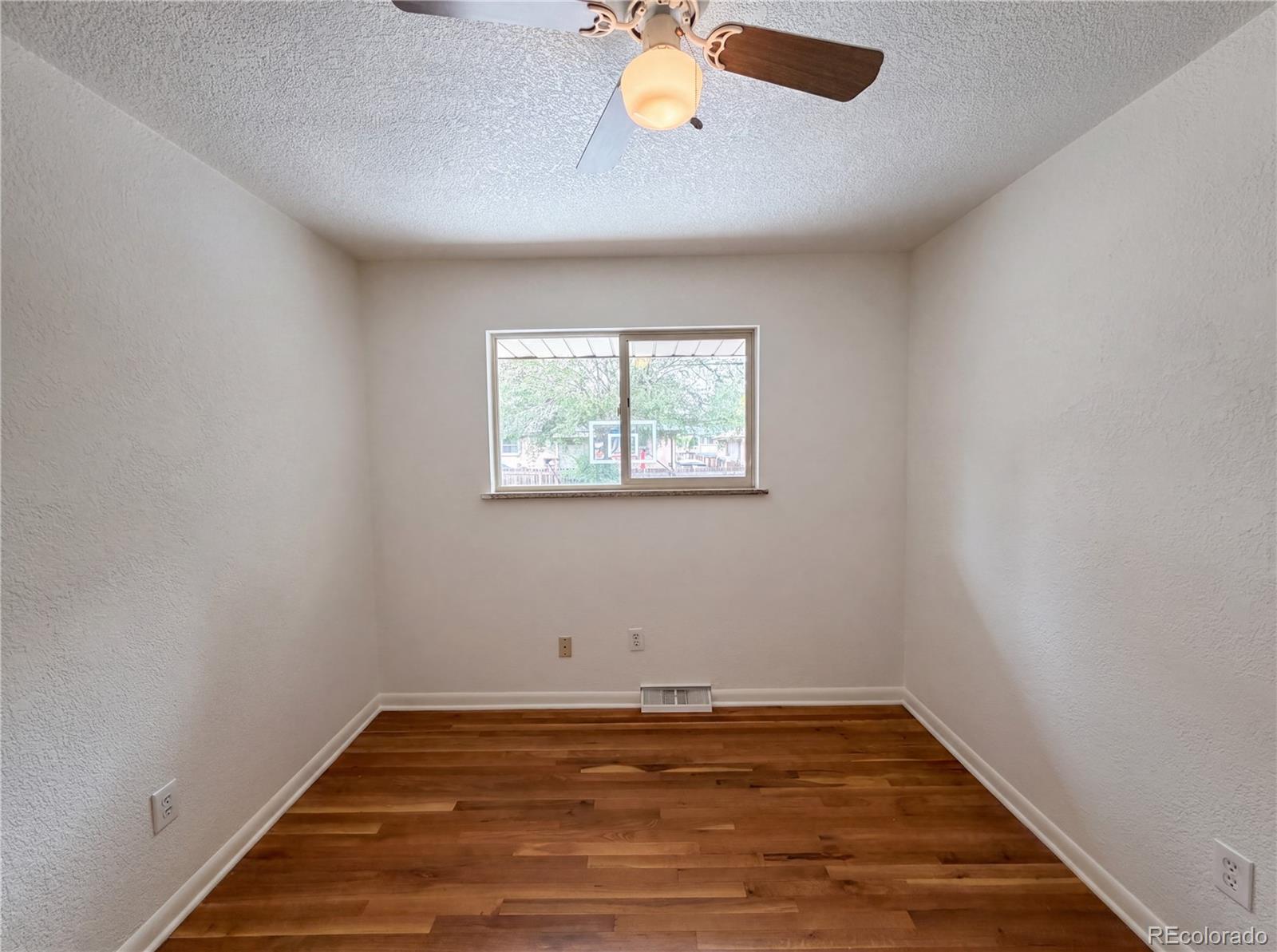 MLS Image #15 for 5421  raritan way,denver, Colorado