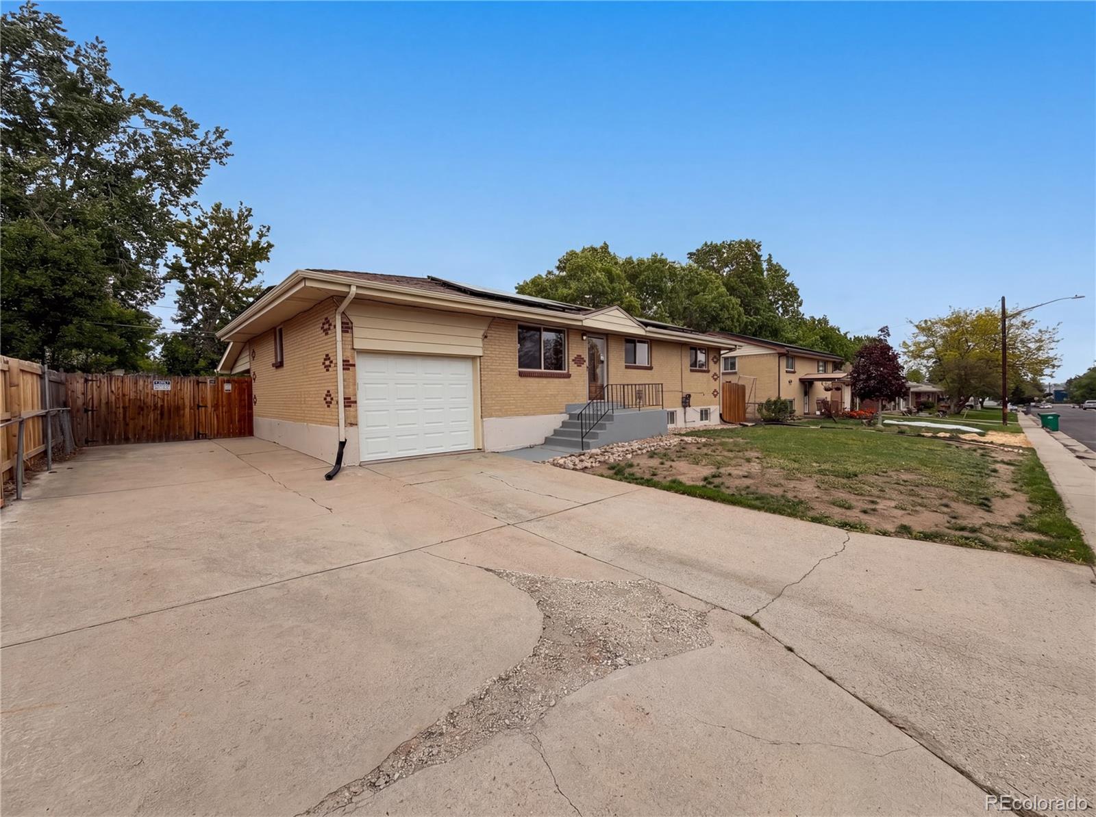 MLS Image #19 for 5421  raritan way,denver, Colorado