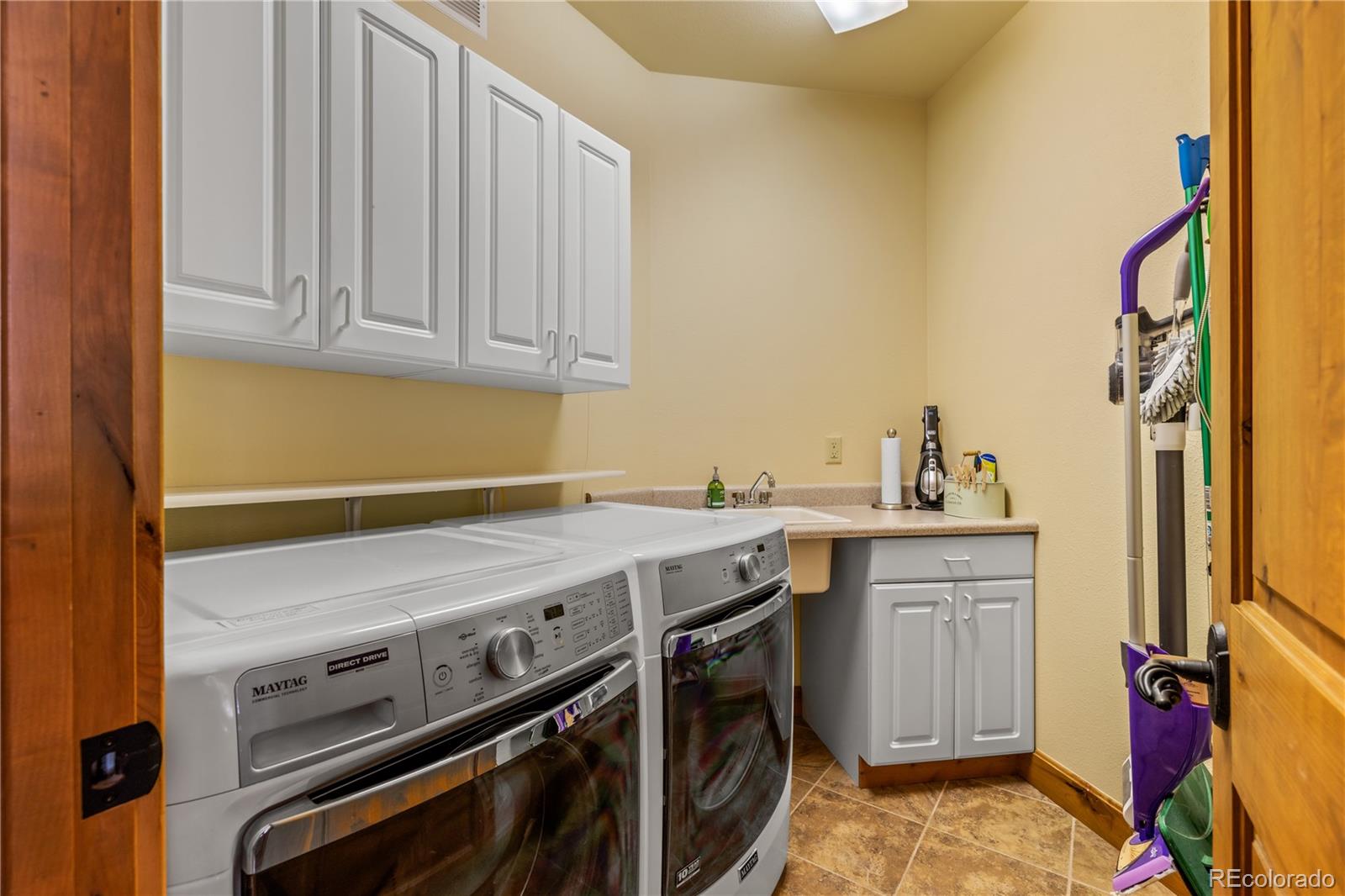 MLS Image #38 for    ,, Colorado