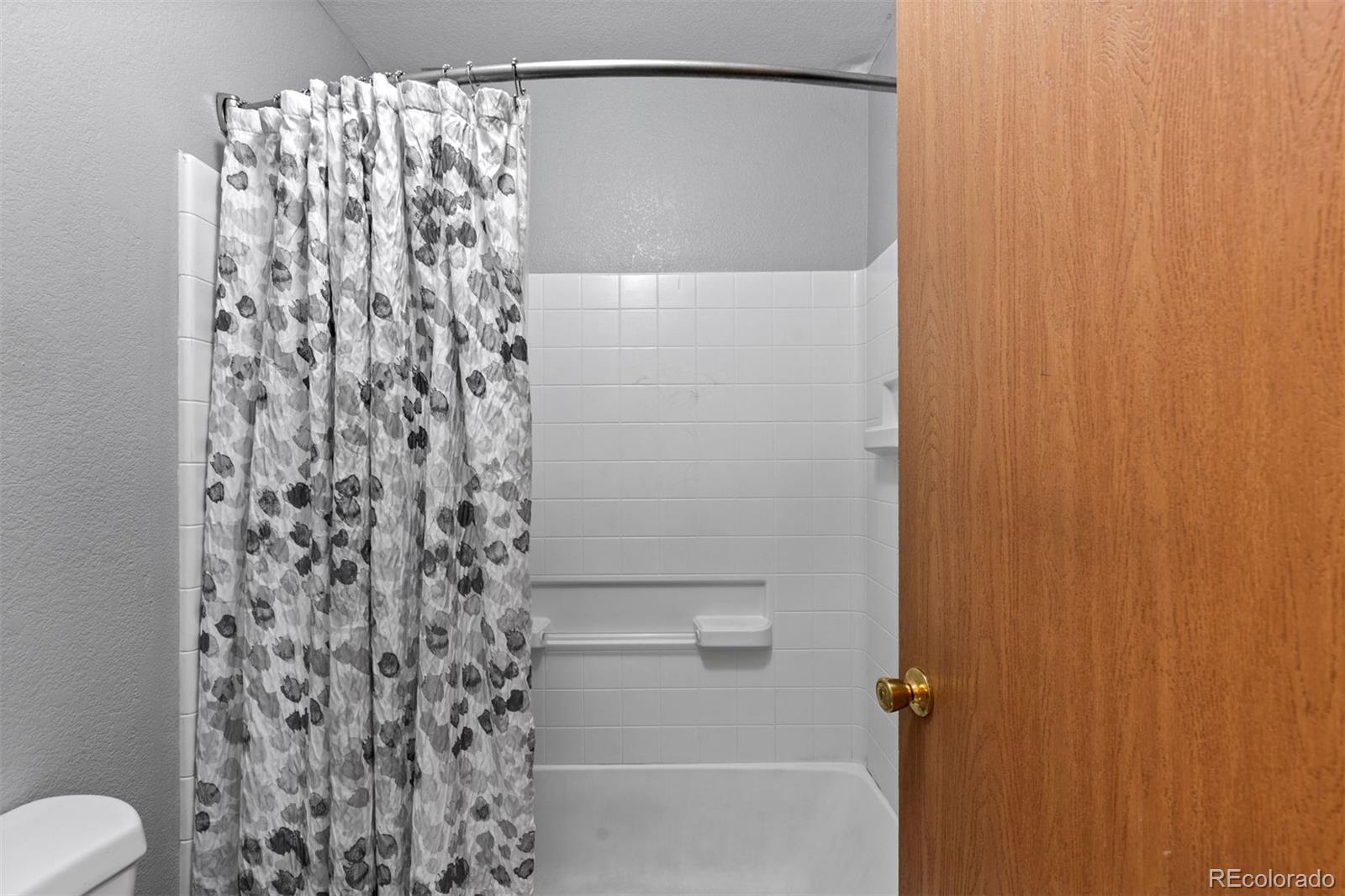 MLS Image #19 for 23317 e saratoga circle,aurora, Colorado