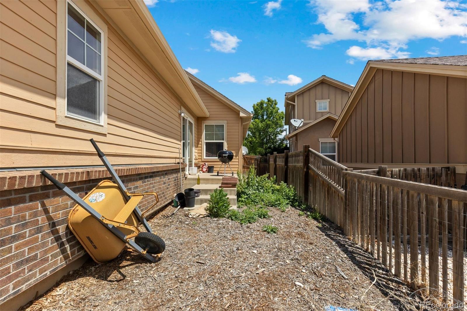 MLS Image #28 for 23317 e saratoga circle,aurora, Colorado