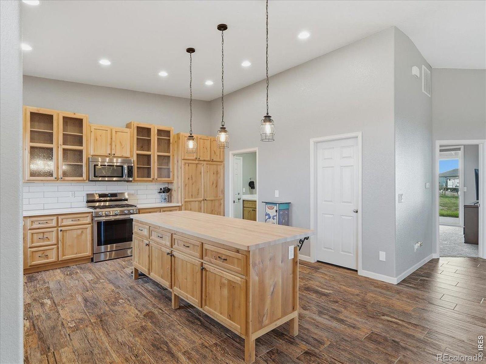 MLS Image #5 for 9965  county road 57 ,keenesburg, Colorado