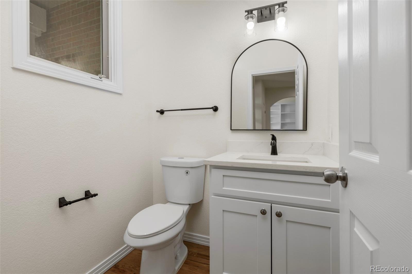 MLS Image #13 for 1732 e phillips avenue,littleton, Colorado