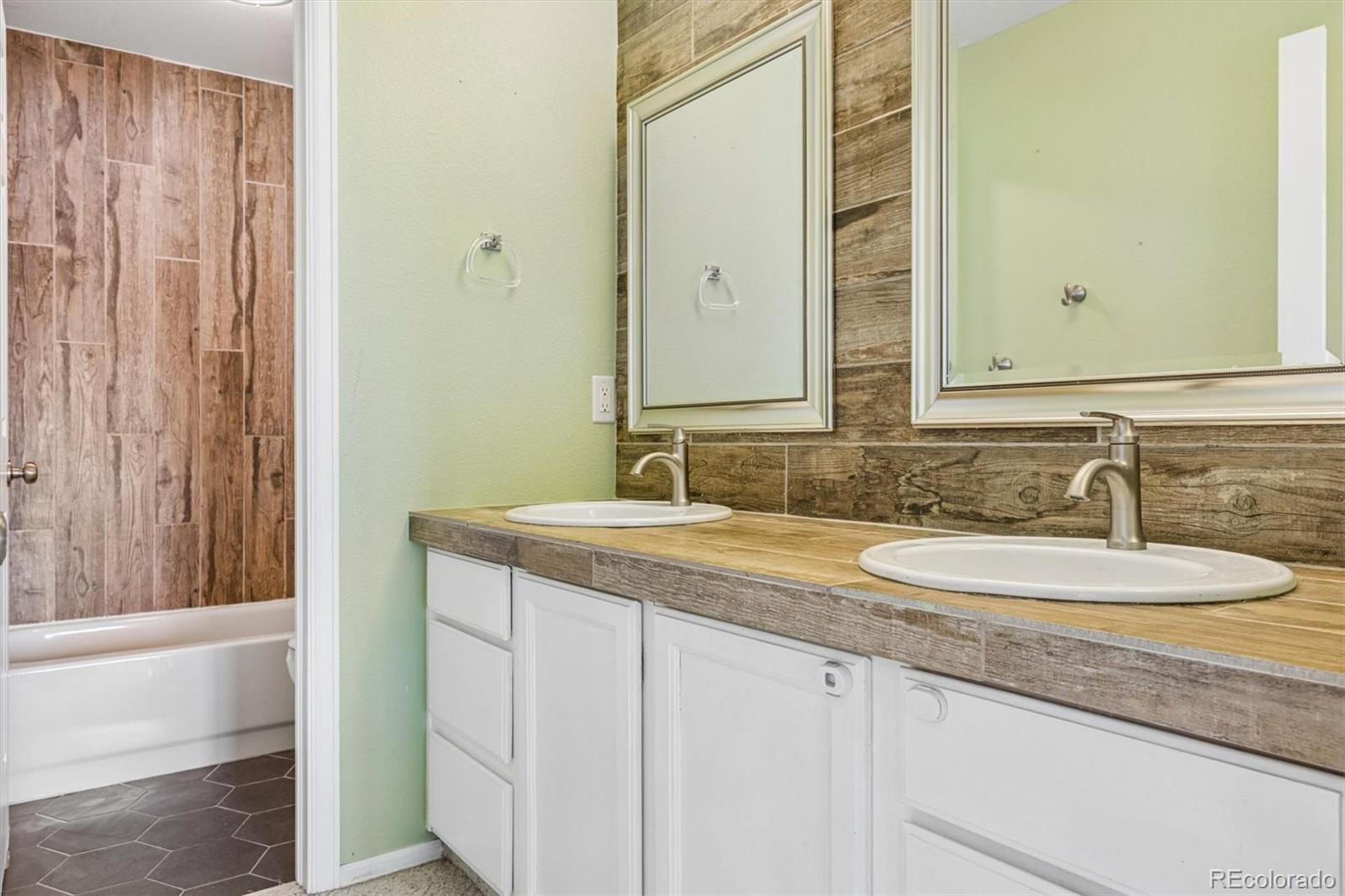 MLS Image #30 for 2706 s cole court,lakewood, Colorado