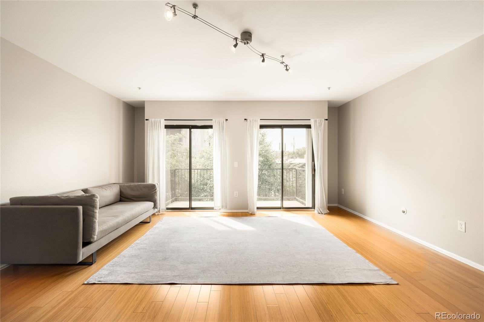 MLS Image #11 for 3149  blake street 202,denver, Colorado