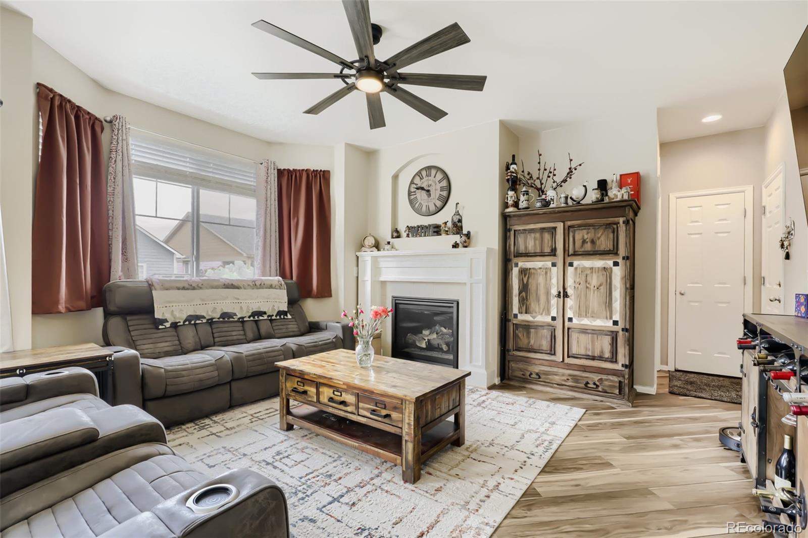 MLS Image #12 for 19663 e 63rd place,aurora, Colorado