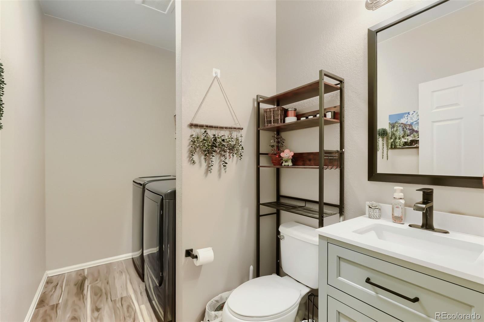 MLS Image #13 for 19663 e 63rd place,aurora, Colorado