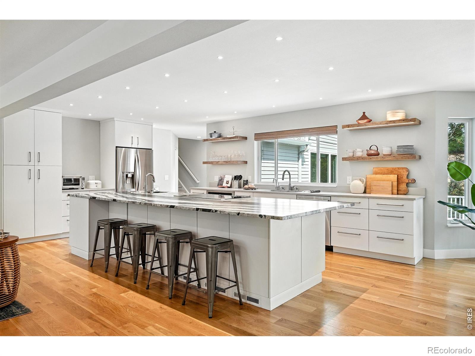 MLS Image #10 for 4557  apple way,boulder, Colorado