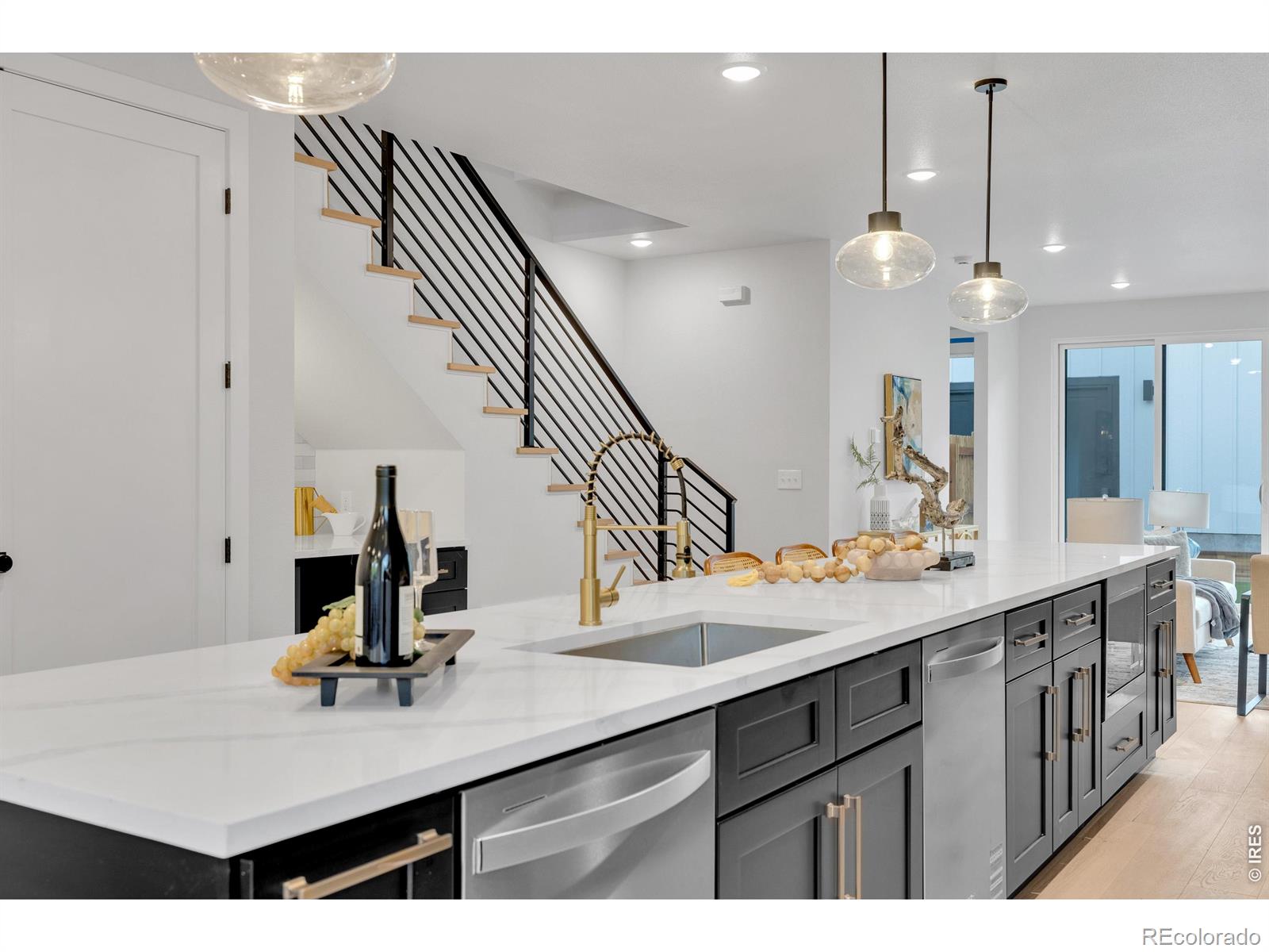 MLS Image #13 for 2339 n irving street,denver, Colorado