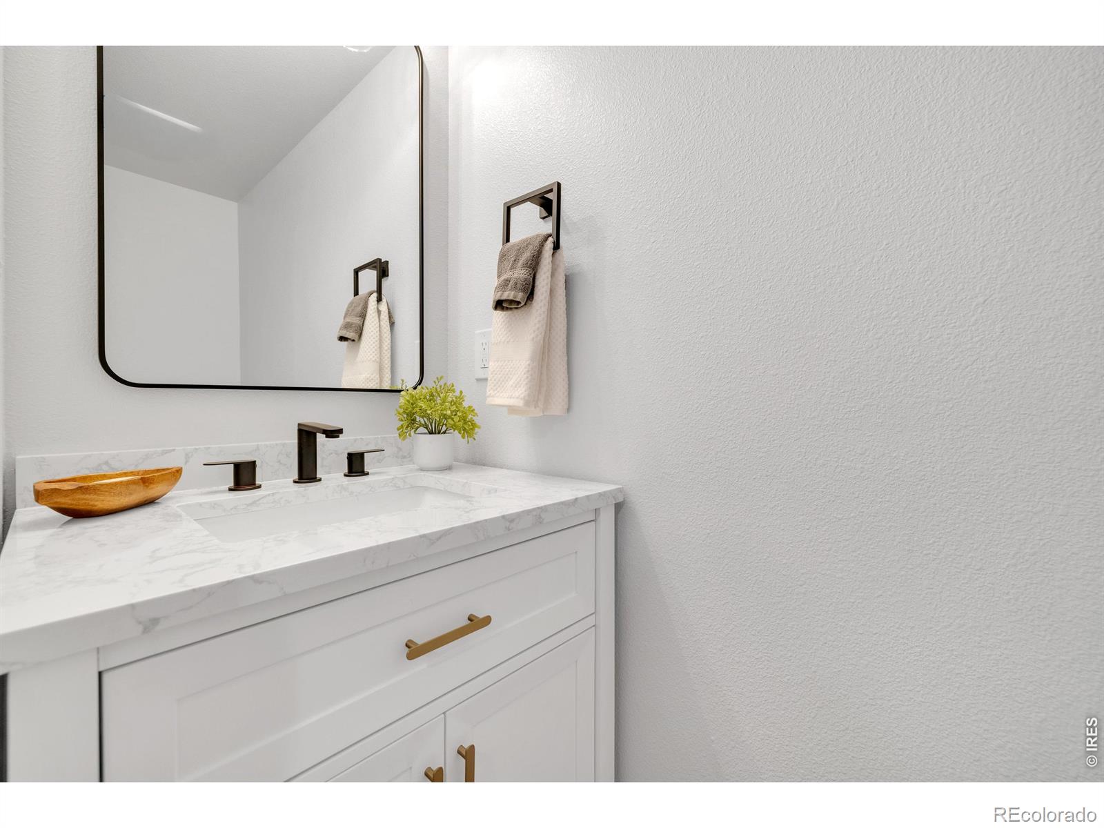 MLS Image #45 for 2339 n irving street,denver, Colorado