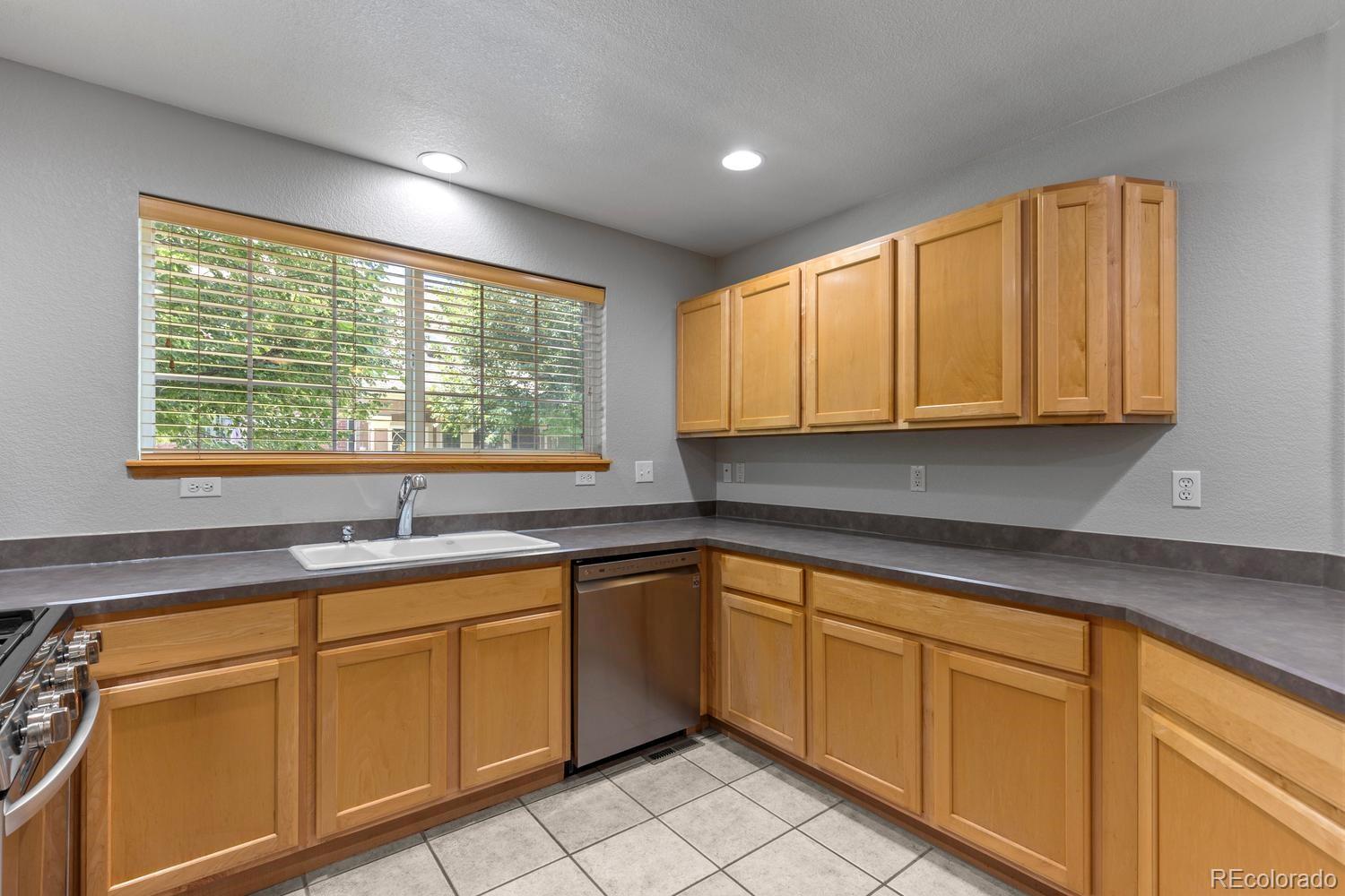 MLS Image #10 for 42 s ulster street ,denver, Colorado
