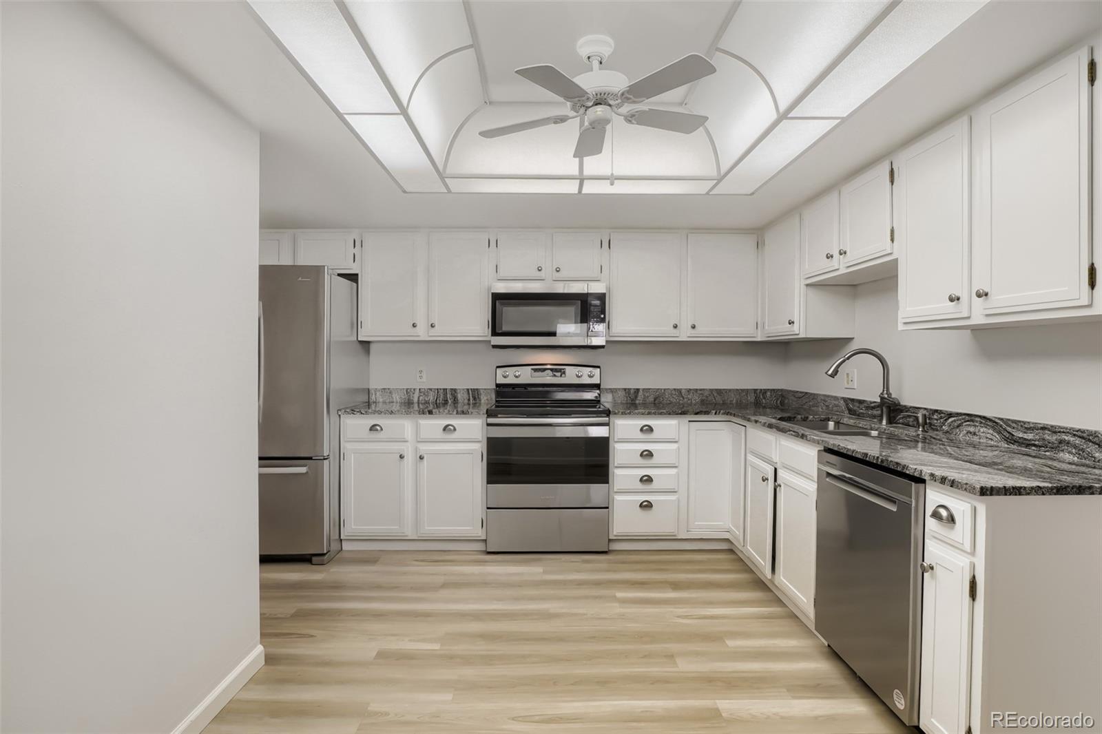 MLS Image #10 for 13800 e marina drive,aurora, Colorado