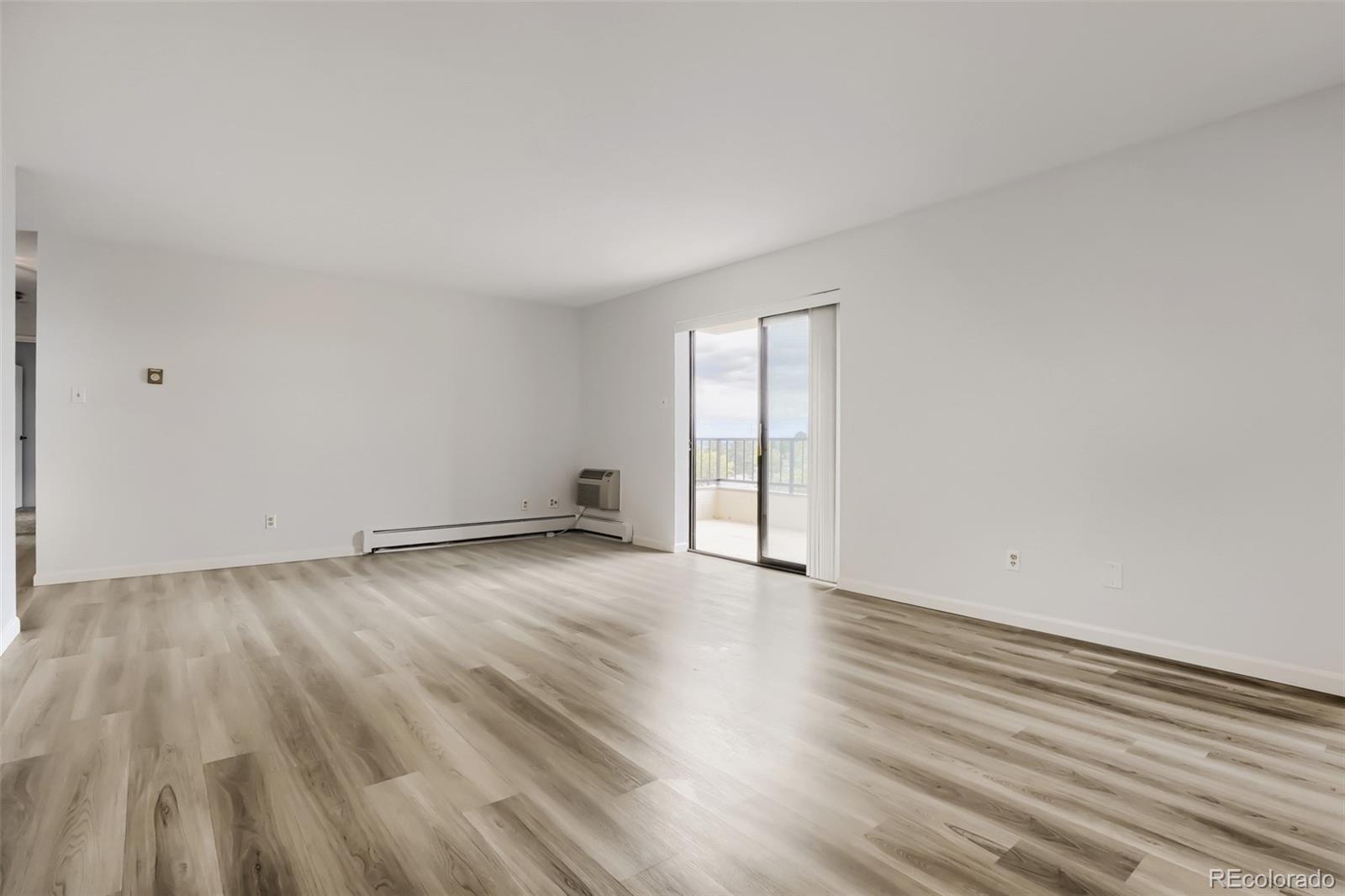 MLS Image #4 for 13800 e marina drive,aurora, Colorado