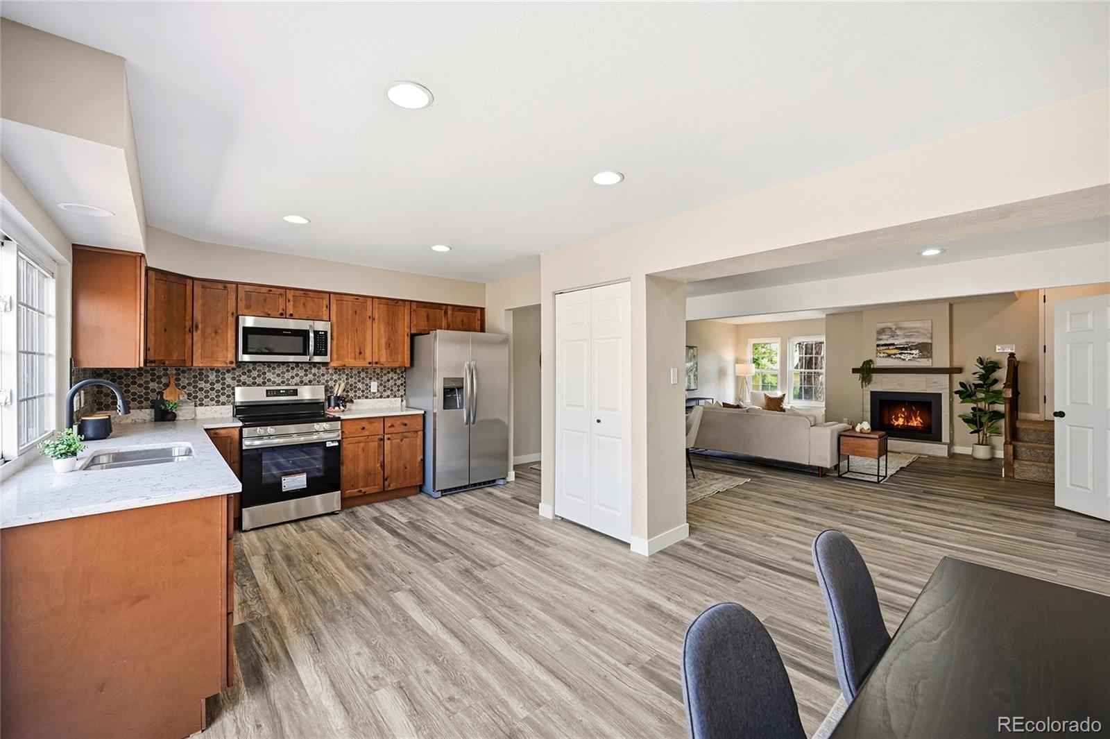 MLS Image #2 for 2888 s ursula street,aurora, Colorado