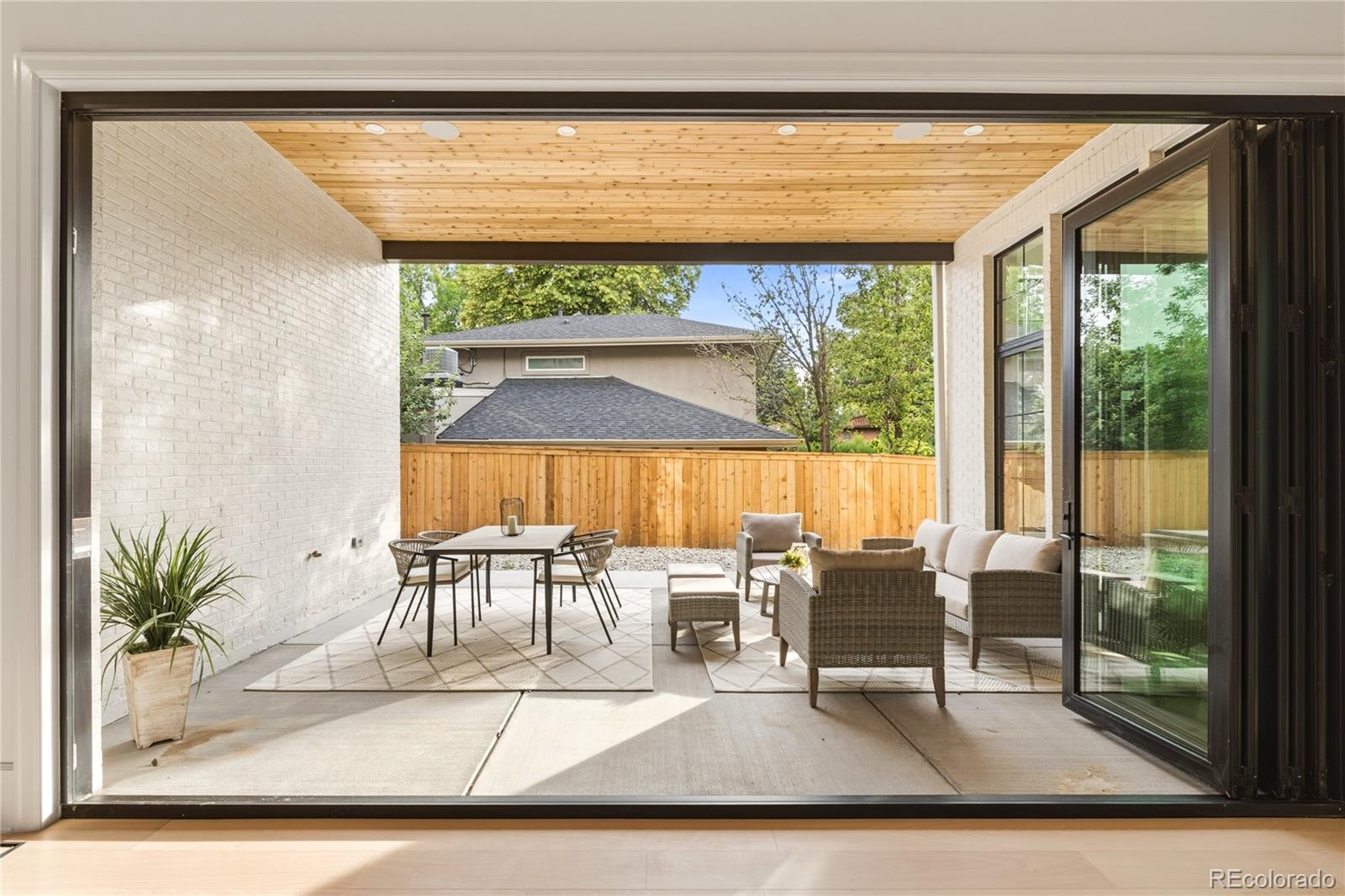 MLS Image #16 for 5801 e 3rd avenue,denver, Colorado