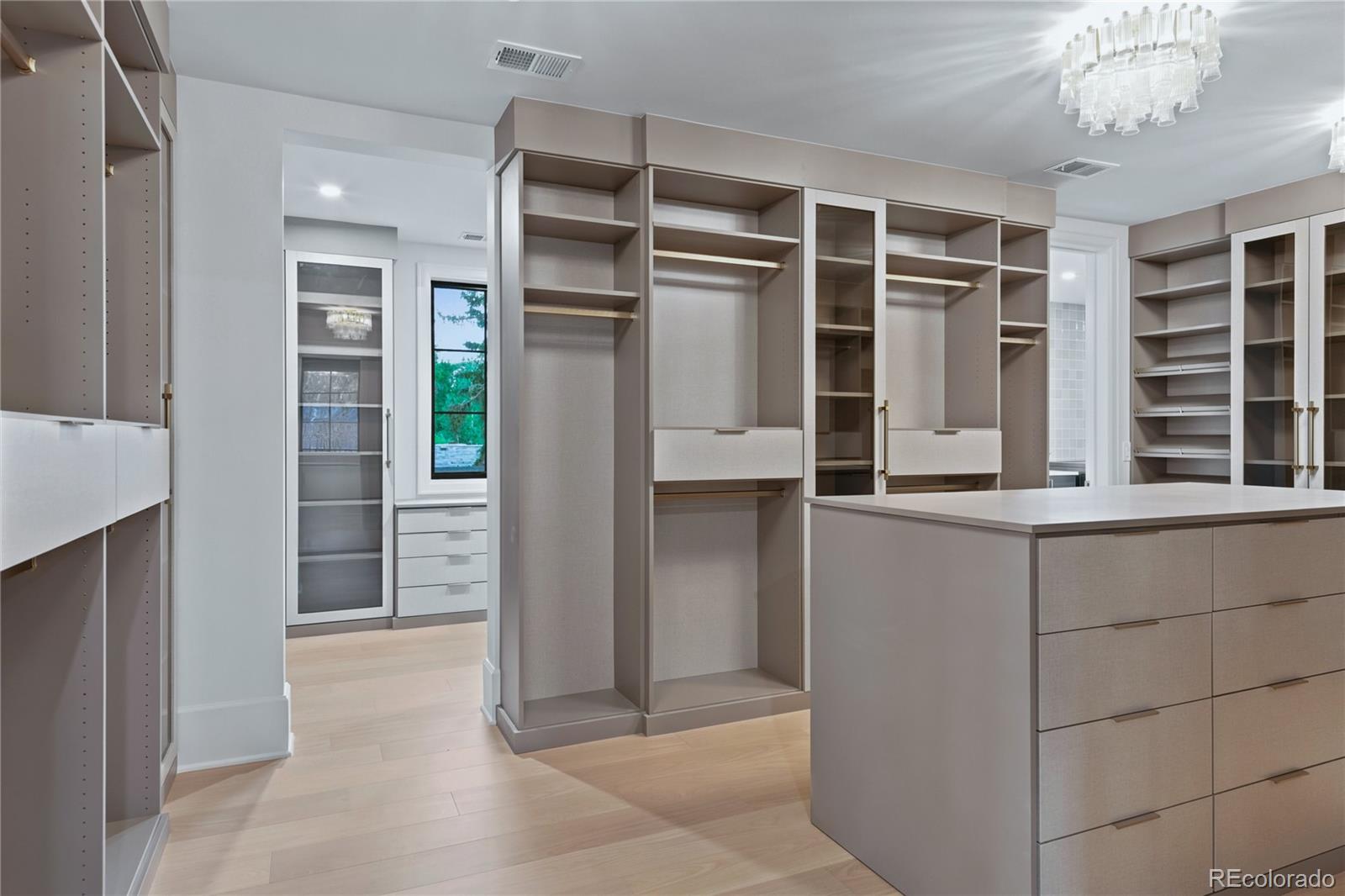MLS Image #25 for 5801 e 3rd avenue,denver, Colorado