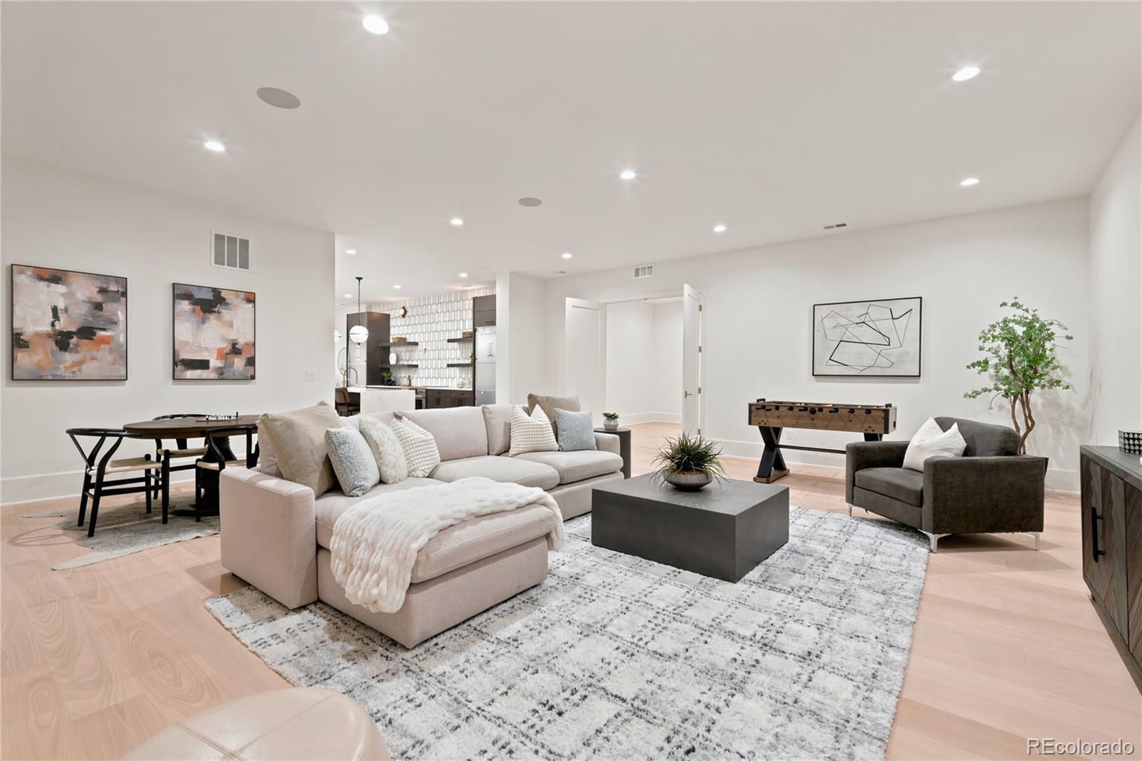 MLS Image #38 for 5801 e 3rd avenue,denver, Colorado