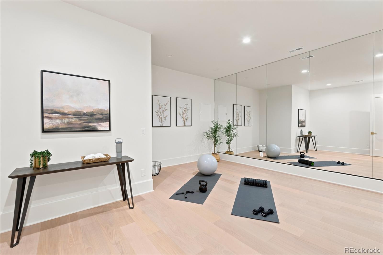 MLS Image #40 for 5801 e 3rd avenue,denver, Colorado