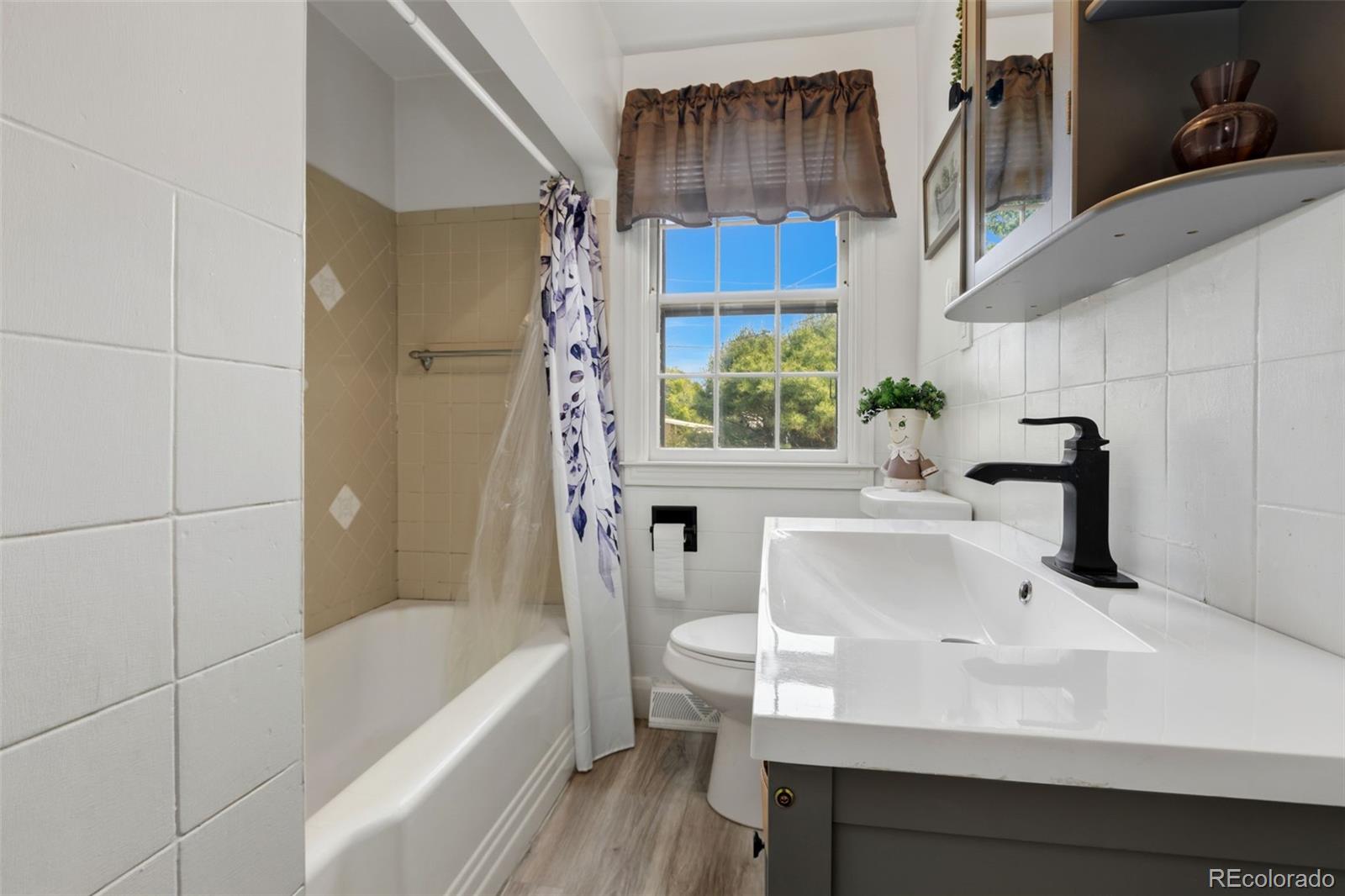 MLS Image #11 for 2509 w 9th street,greeley, Colorado