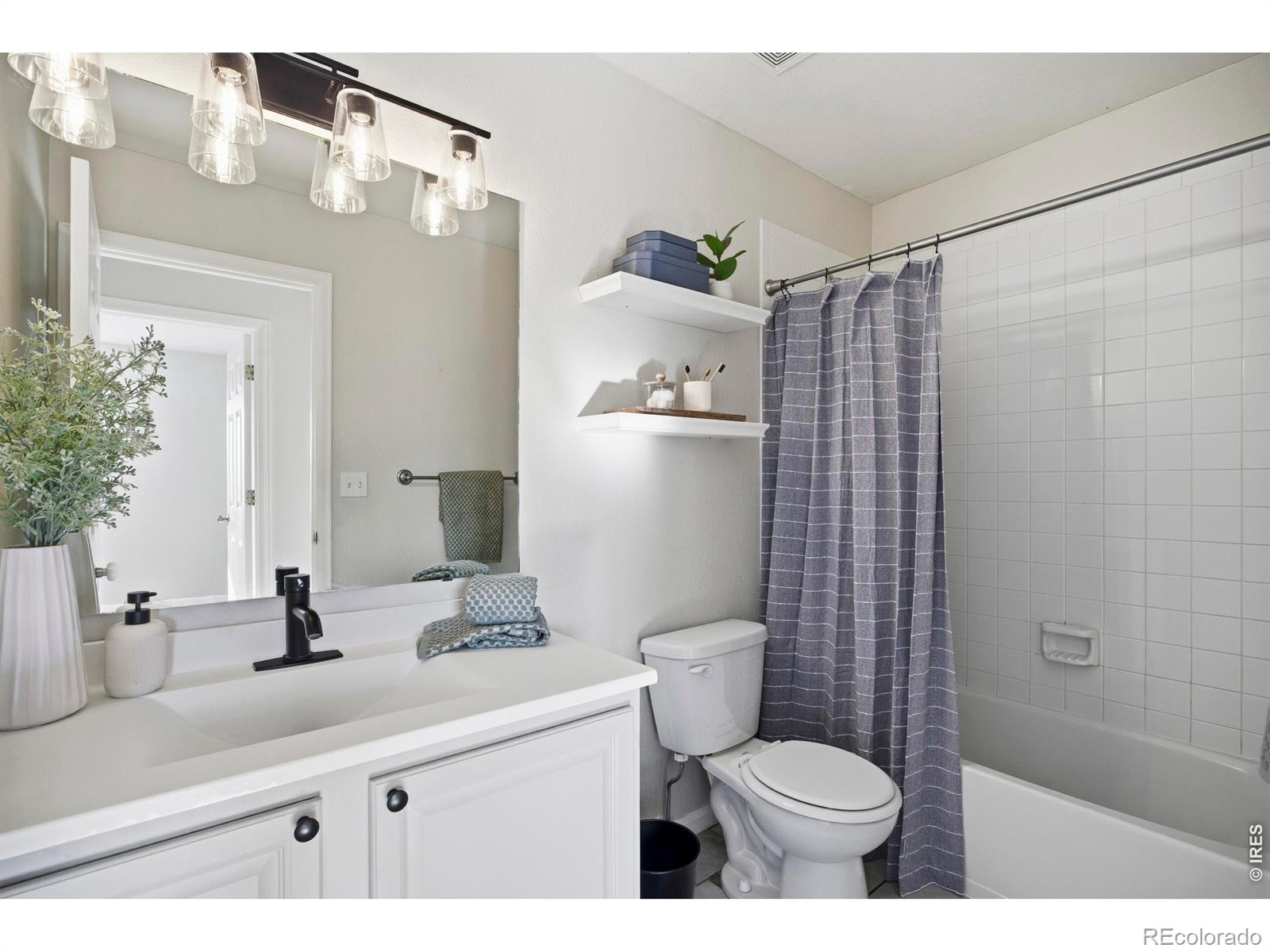 MLS Image #21 for 1026  berwick court,fort collins, Colorado