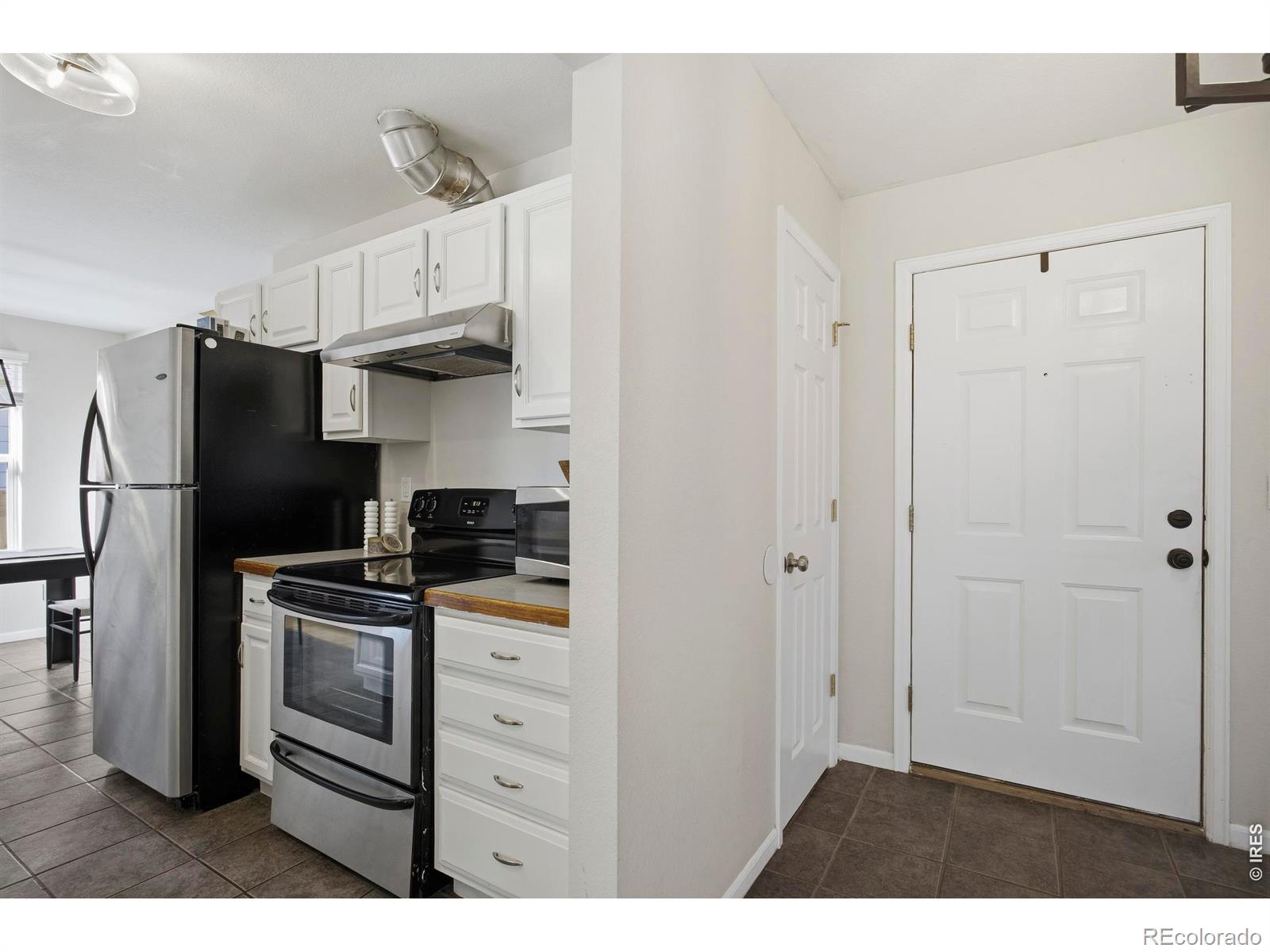 MLS Image #8 for 1026  berwick court,fort collins, Colorado