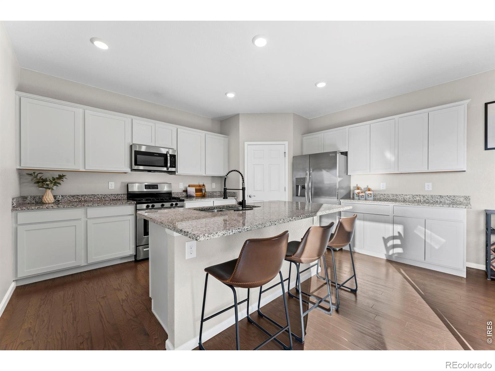 MLS Image #8 for 860  camberly drive,windsor, Colorado