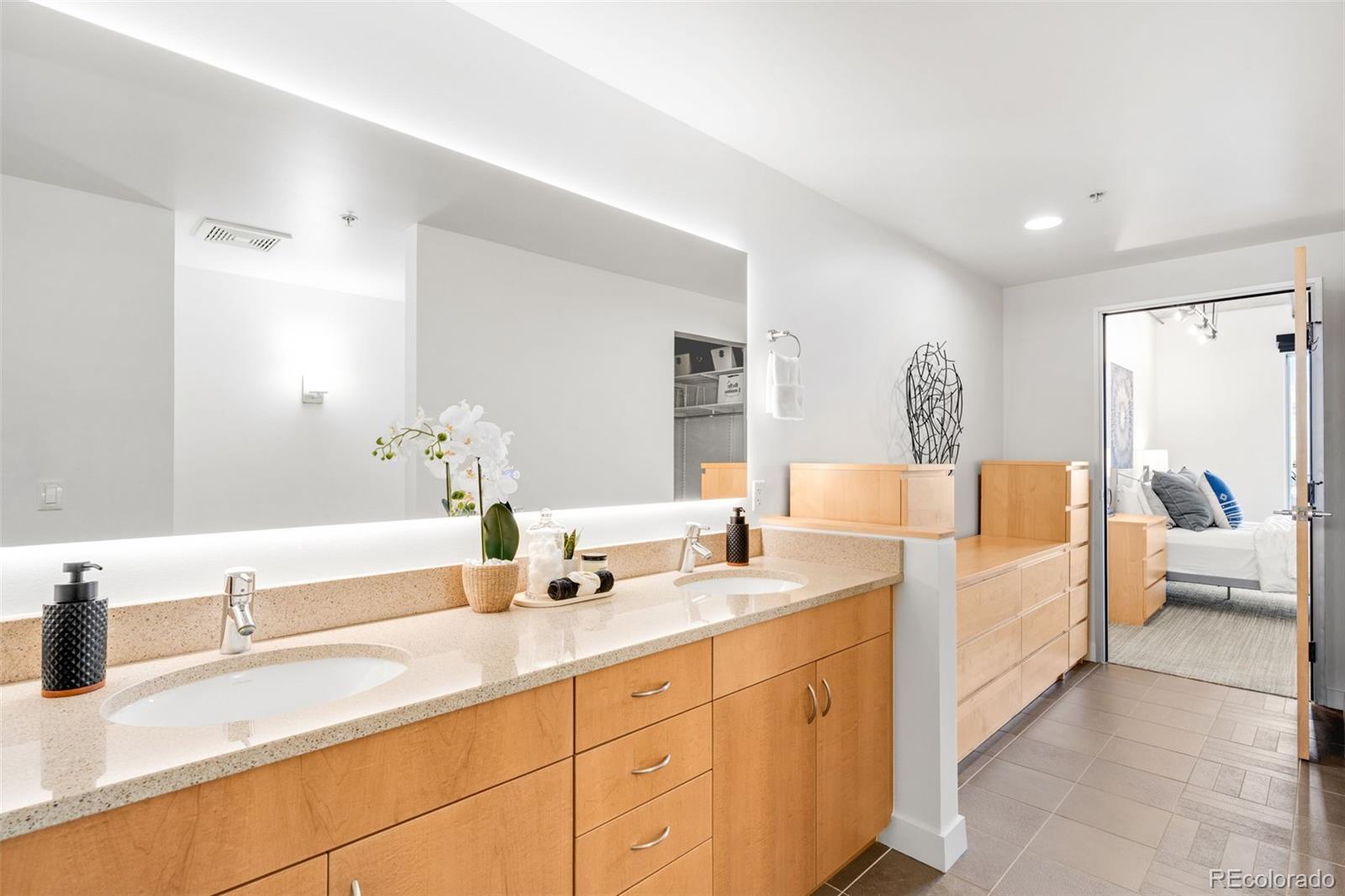 MLS Image #15 for 2229  blake street 501,denver, Colorado