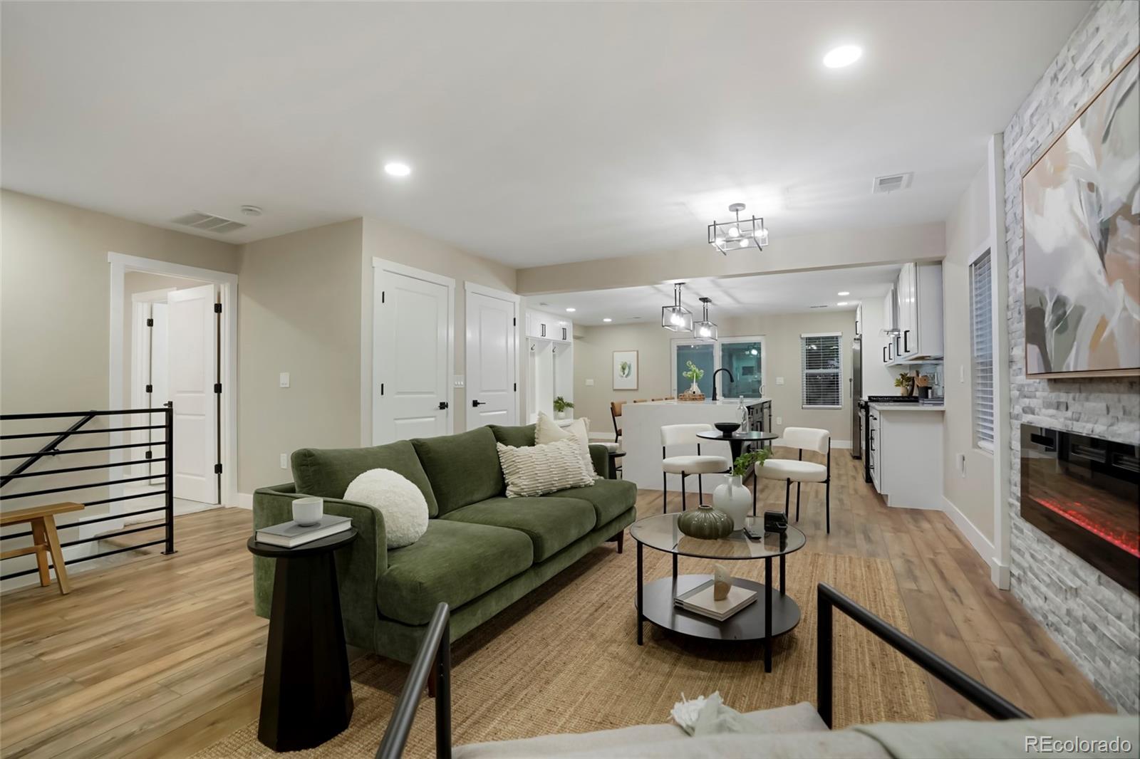 MLS Image #3 for 3046  saint paul street,denver, Colorado