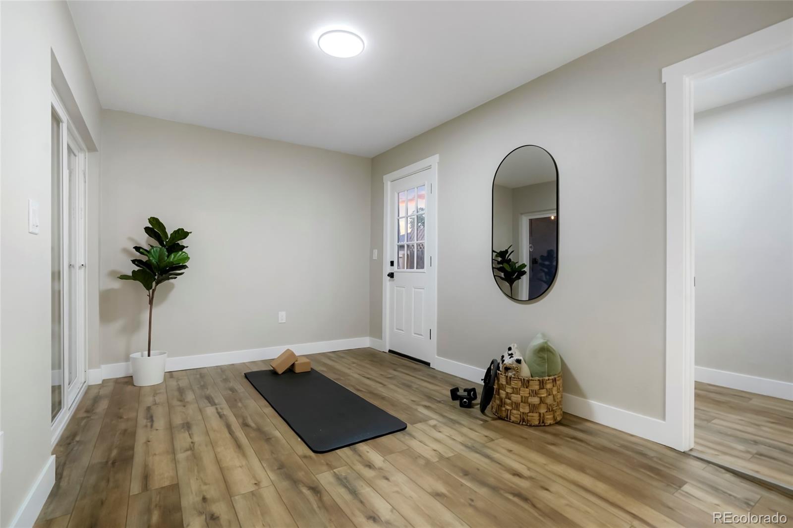 MLS Image #31 for 3046  saint paul street,denver, Colorado
