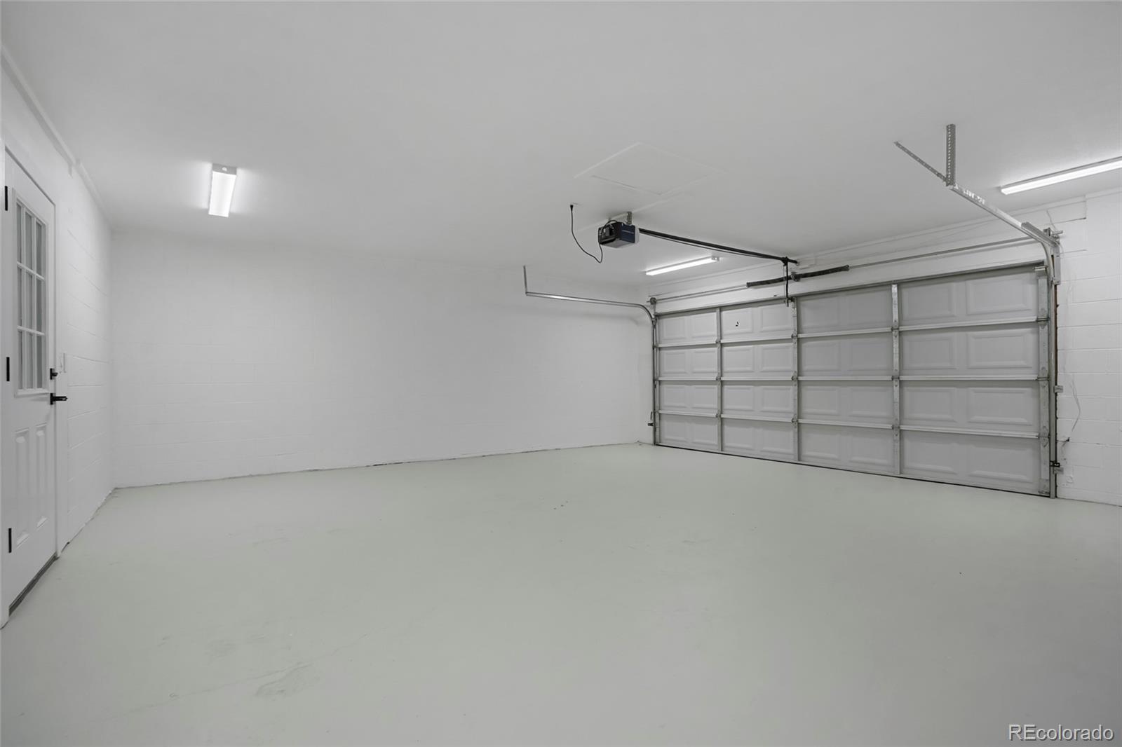 MLS Image #32 for 3046  saint paul street,denver, Colorado
