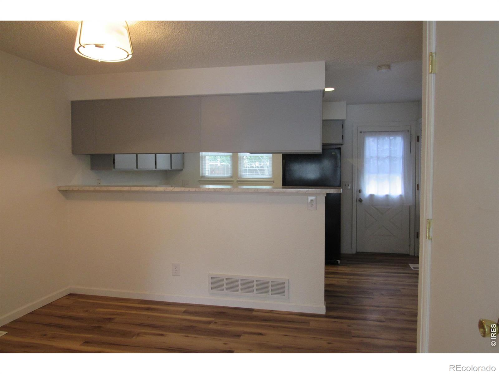 MLS Image #3 for 8248  washington street,denver, Colorado
