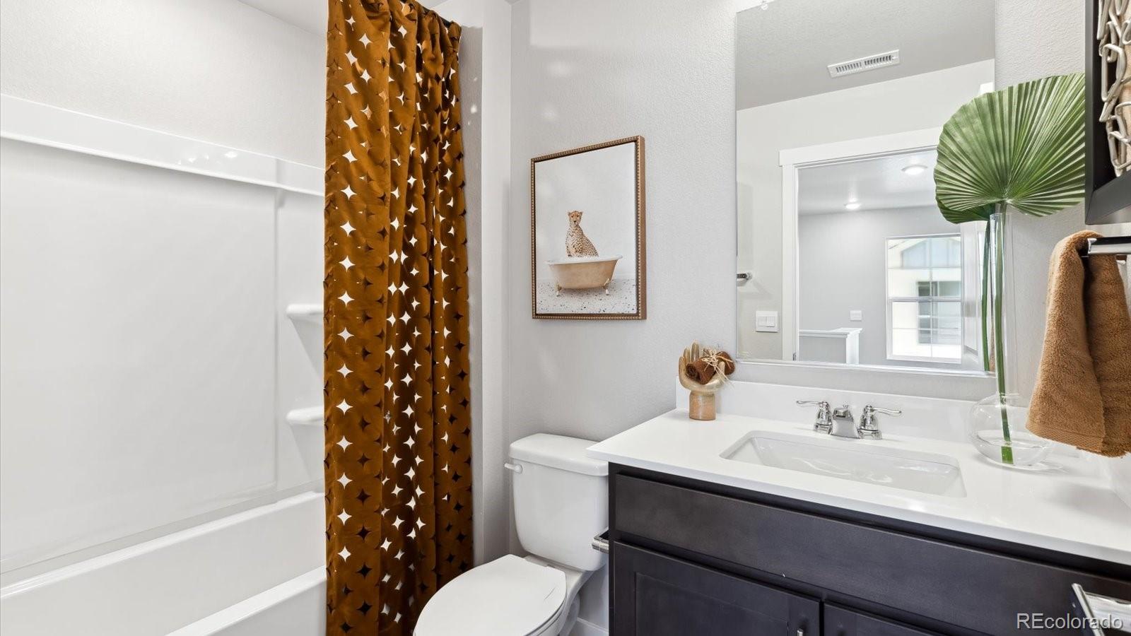 MLS Image #9 for 22372 e 7th place,aurora, Colorado