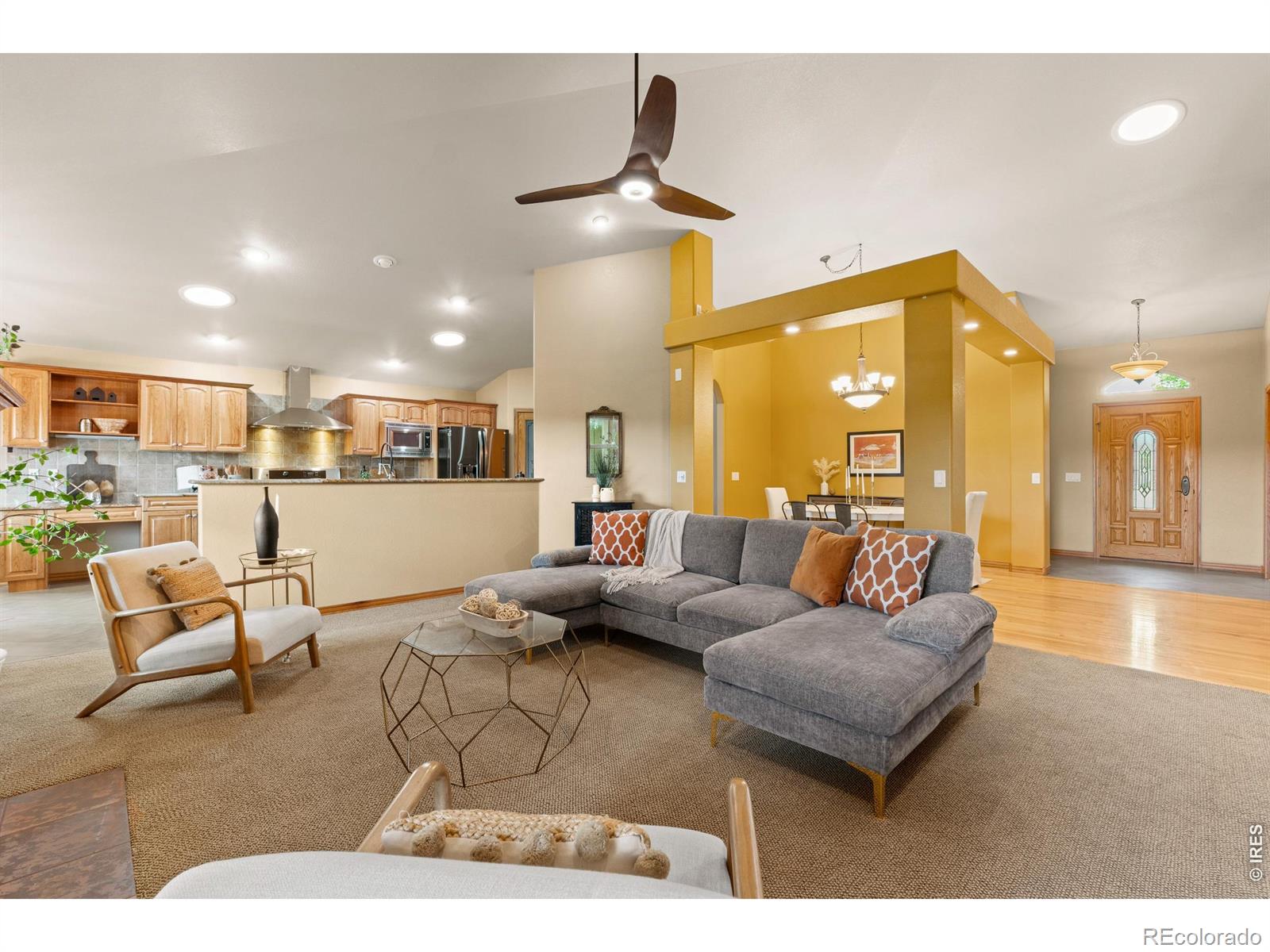 MLS Image #3 for 945  crabapple drive,loveland, Colorado