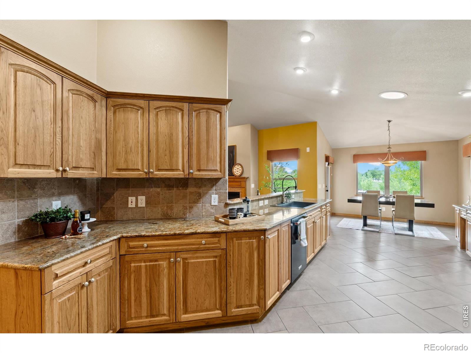 MLS Image #7 for 945  crabapple drive,loveland, Colorado