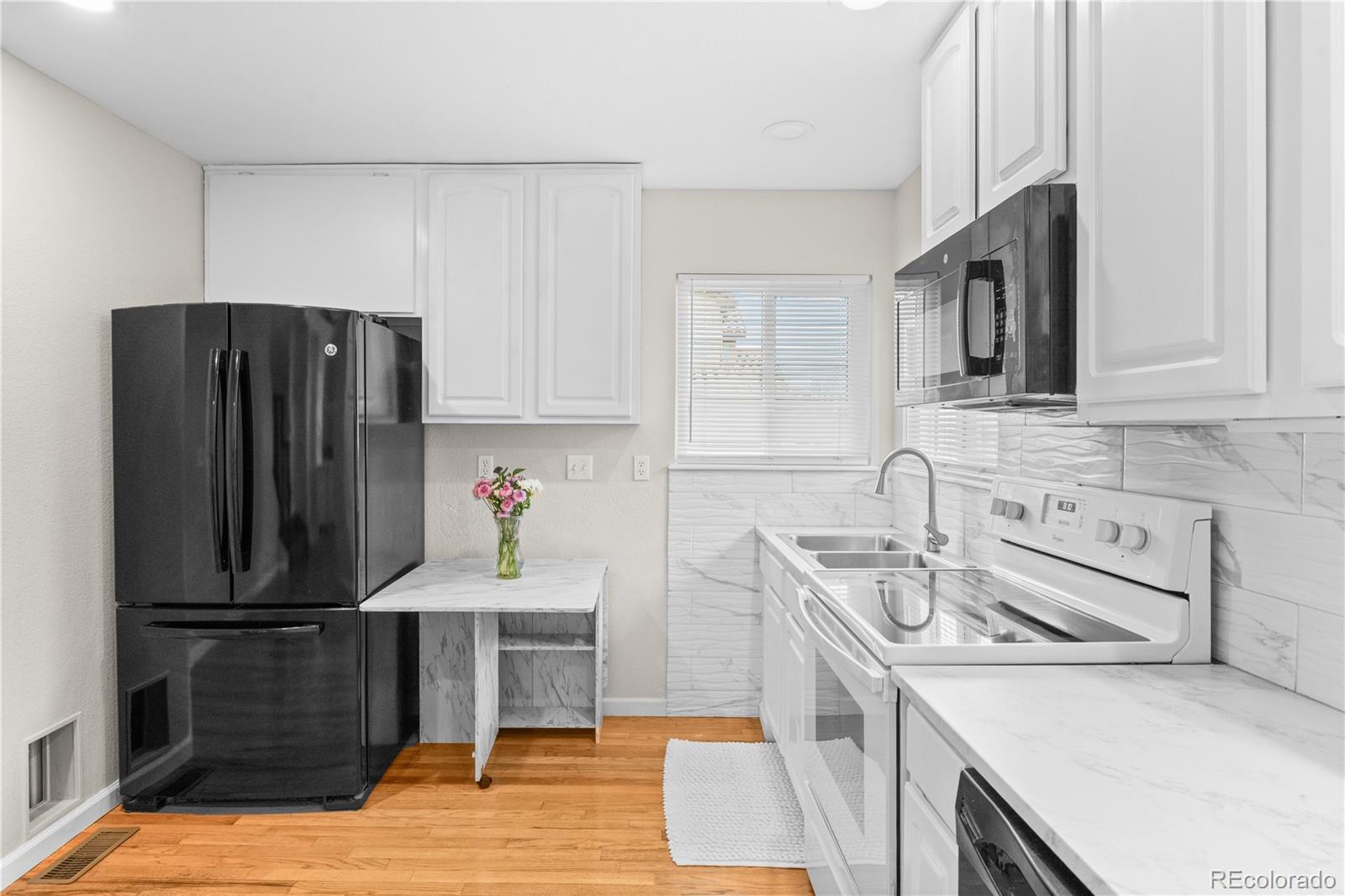 MLS Image #22 for 4643 s abilene circle,aurora, Colorado