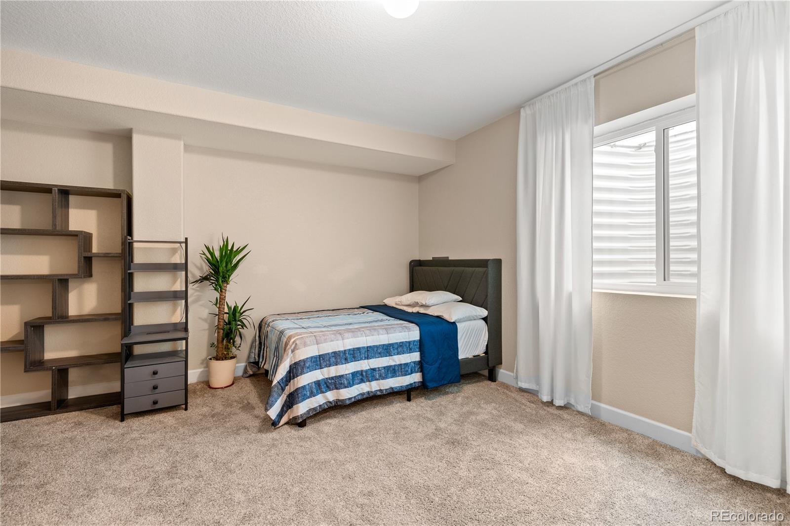 MLS Image #35 for 4643 s abilene circle,aurora, Colorado