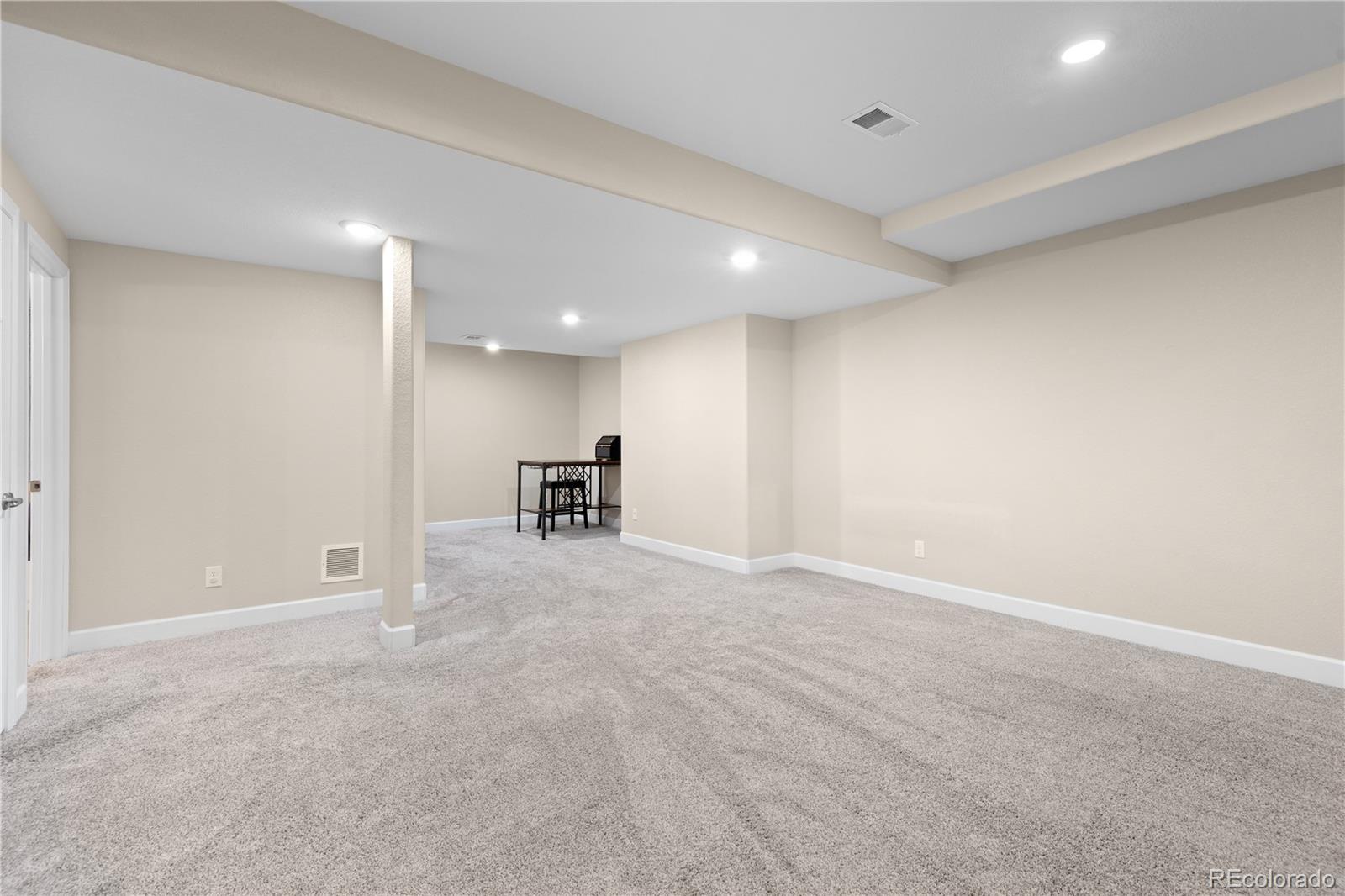 MLS Image #39 for 4643 s abilene circle,aurora, Colorado