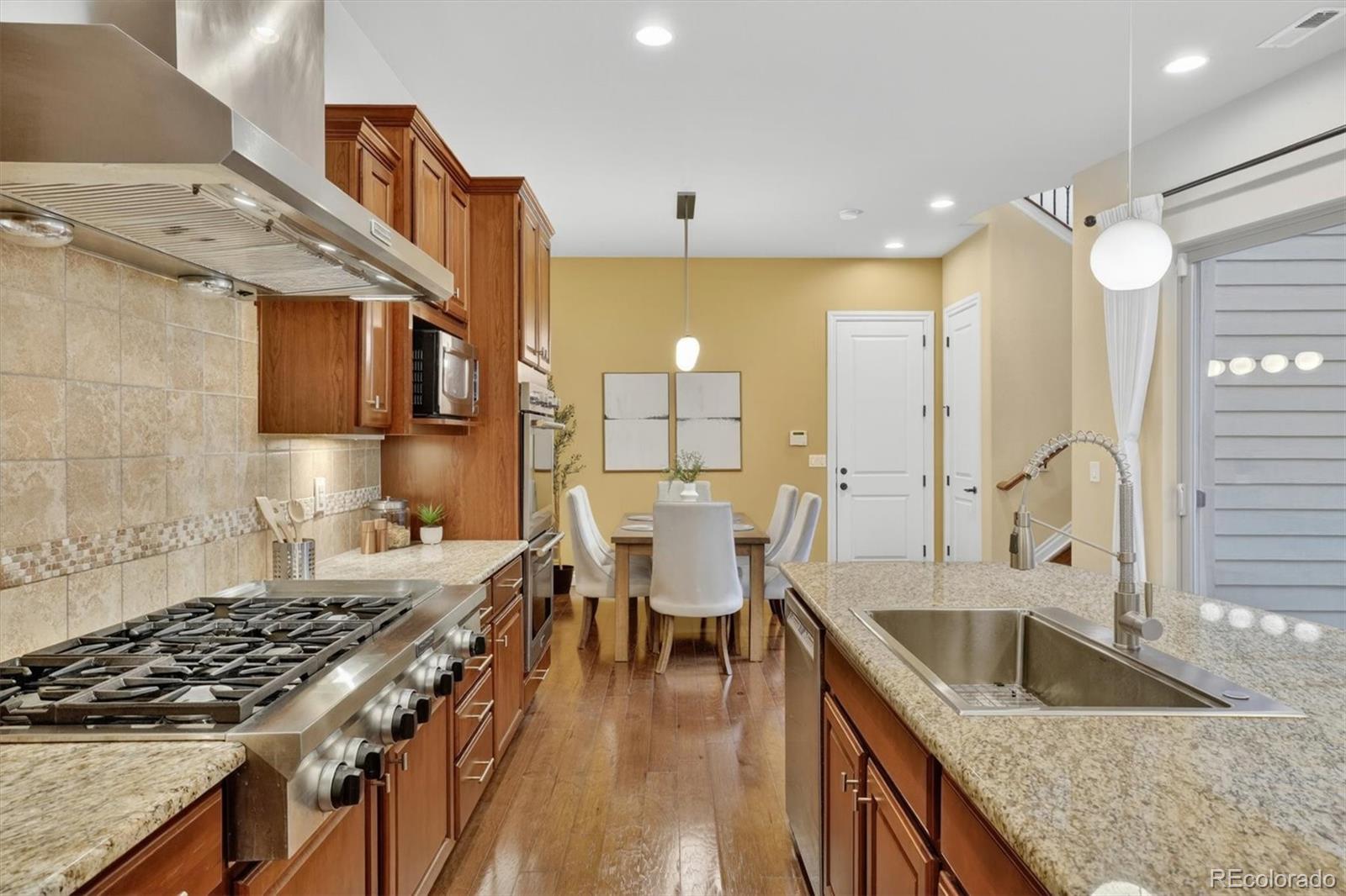 MLS Image #10 for 10126  ridgegate circle,lone tree, Colorado