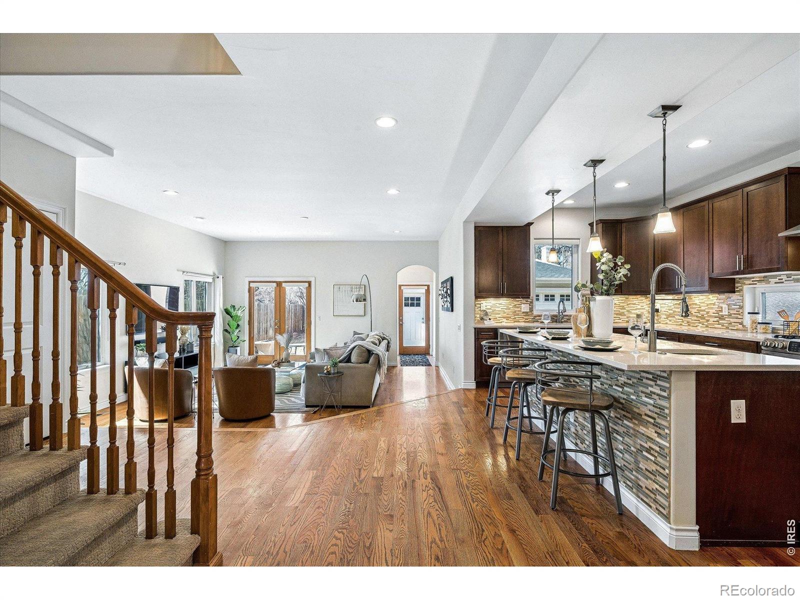 MLS Image #11 for 1385  birch street,denver, Colorado