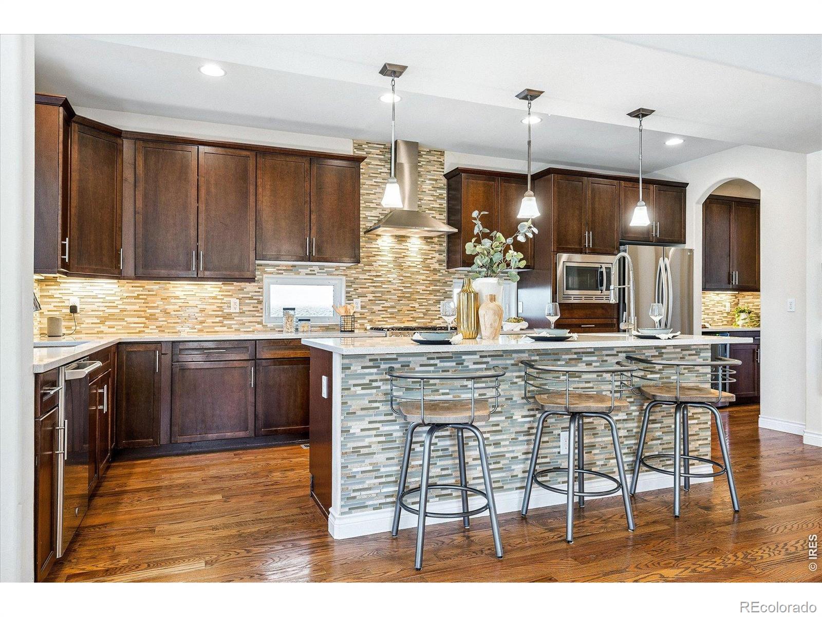 MLS Image #15 for 1385  birch street,denver, Colorado
