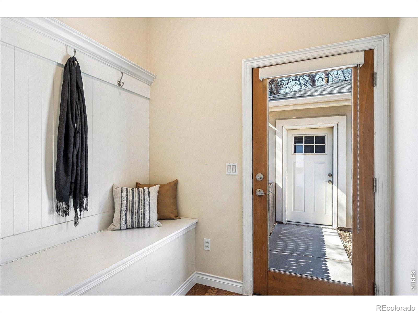 MLS Image #27 for 1385  birch street,denver, Colorado