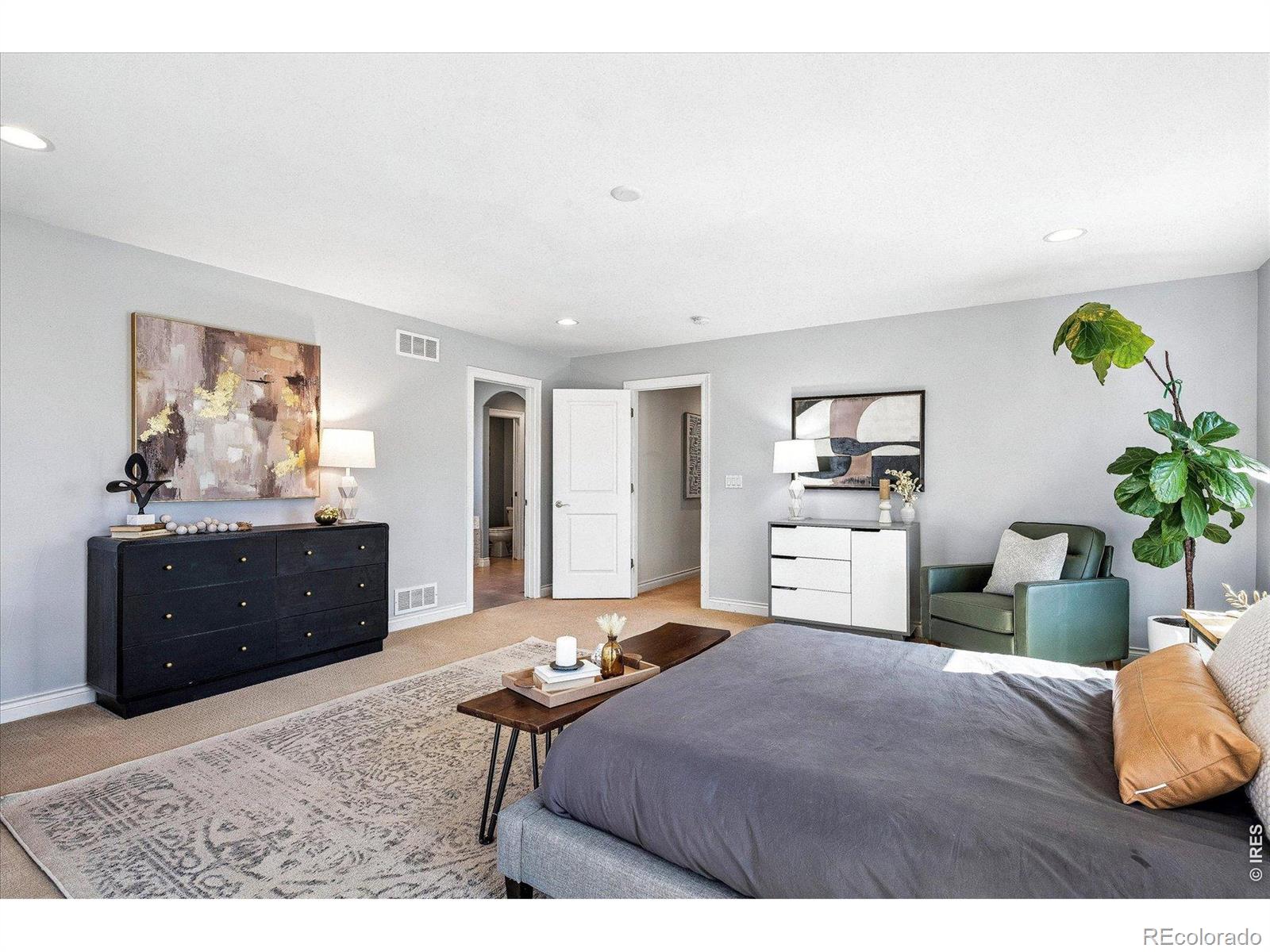 MLS Image #34 for 1385  birch street,denver, Colorado