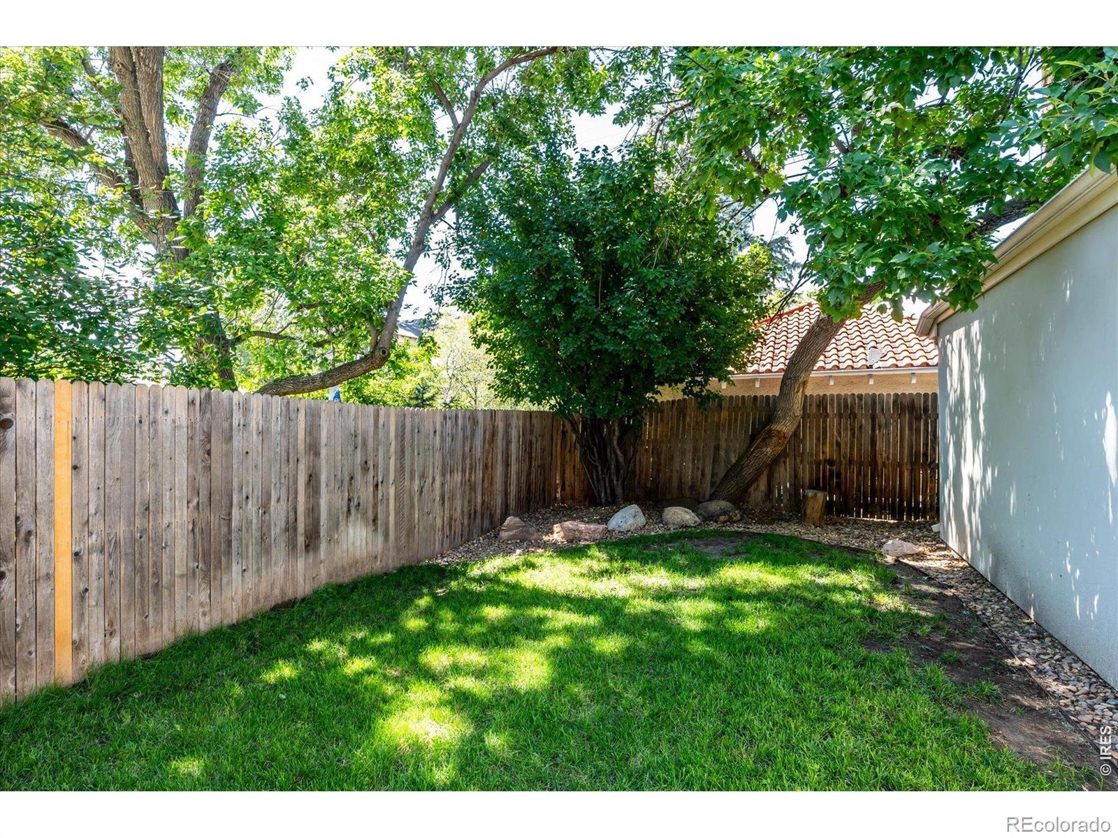 MLS Image #47 for 1385  birch street,denver, Colorado
