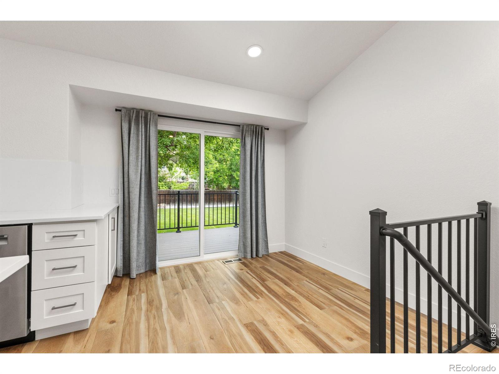 MLS Image #11 for 712  cameron lane,longmont, Colorado