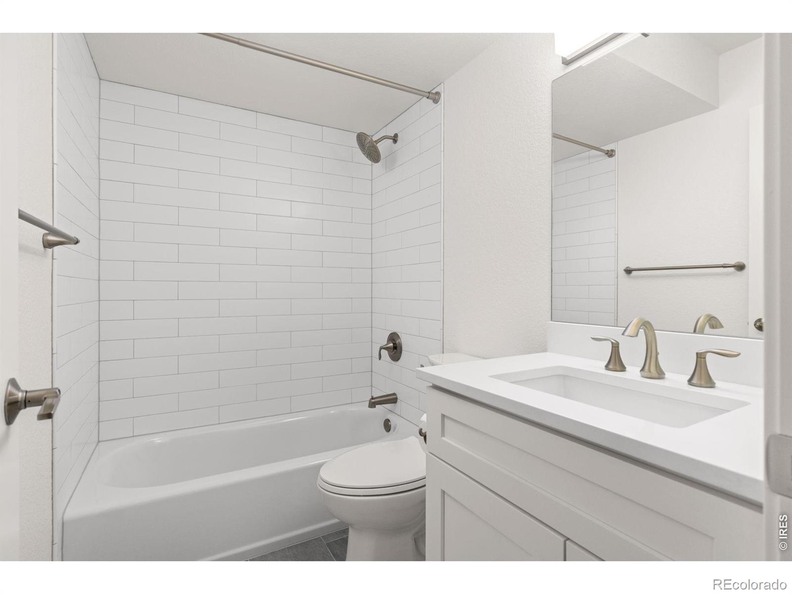 MLS Image #14 for 712  cameron lane,longmont, Colorado
