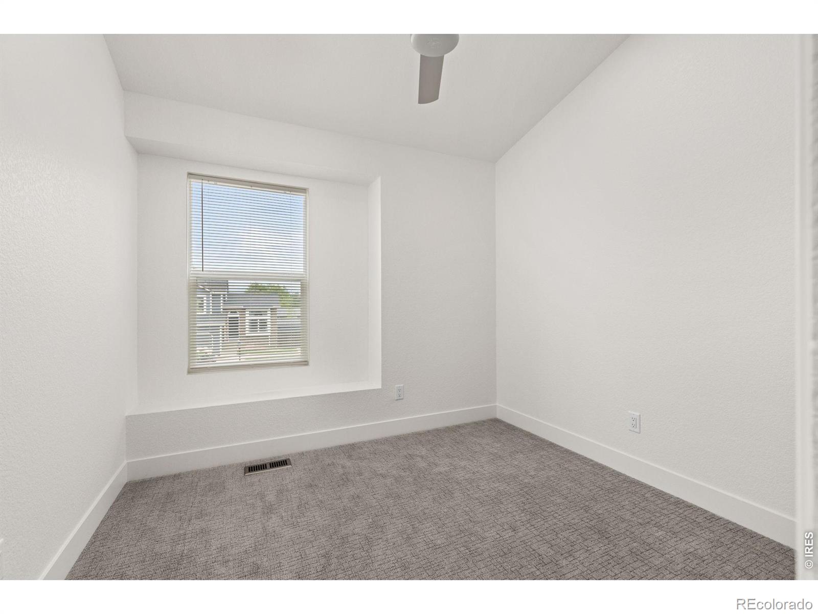 MLS Image #15 for 712  cameron lane,longmont, Colorado
