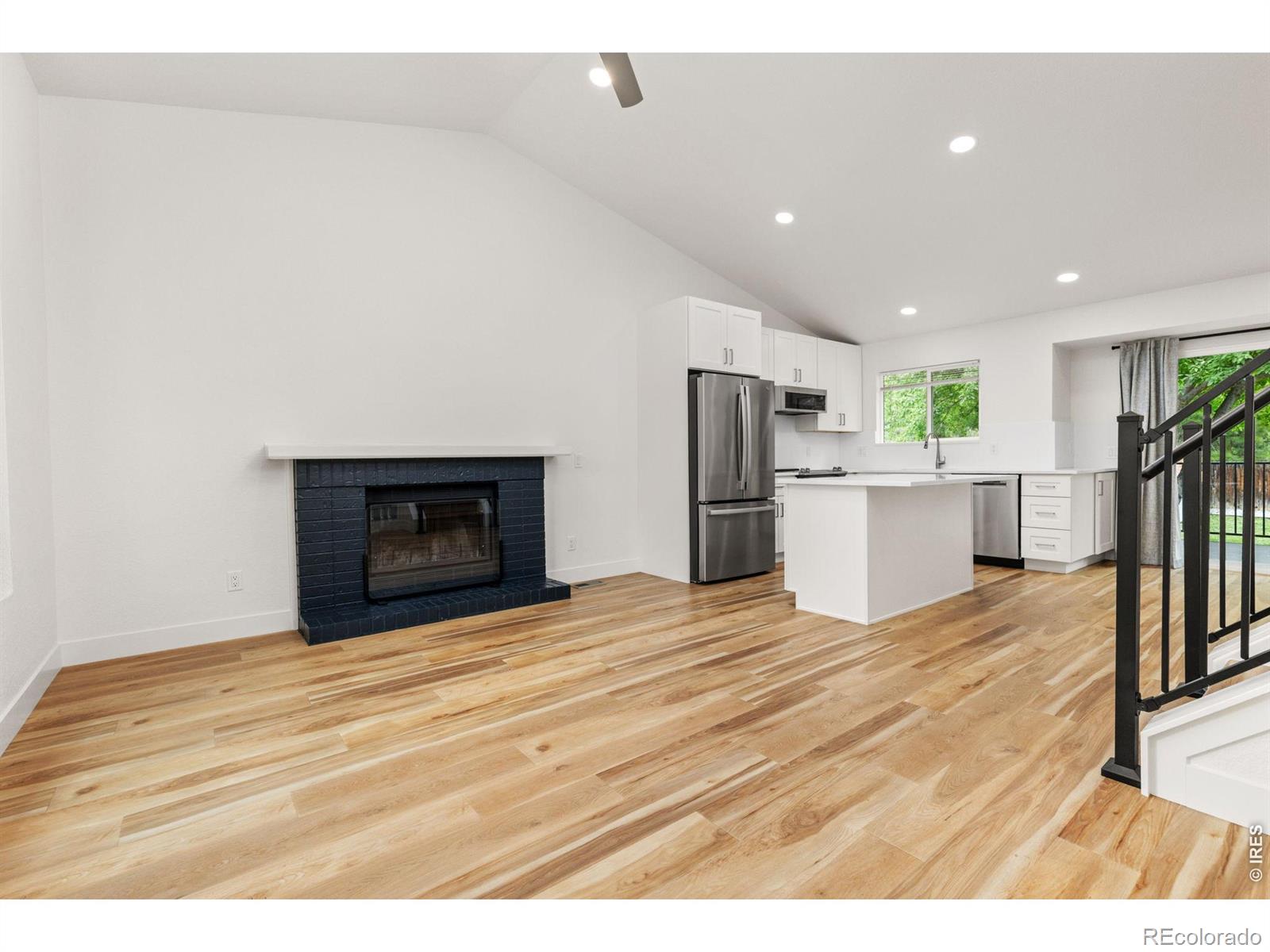 MLS Image #5 for 712  cameron lane,longmont, Colorado