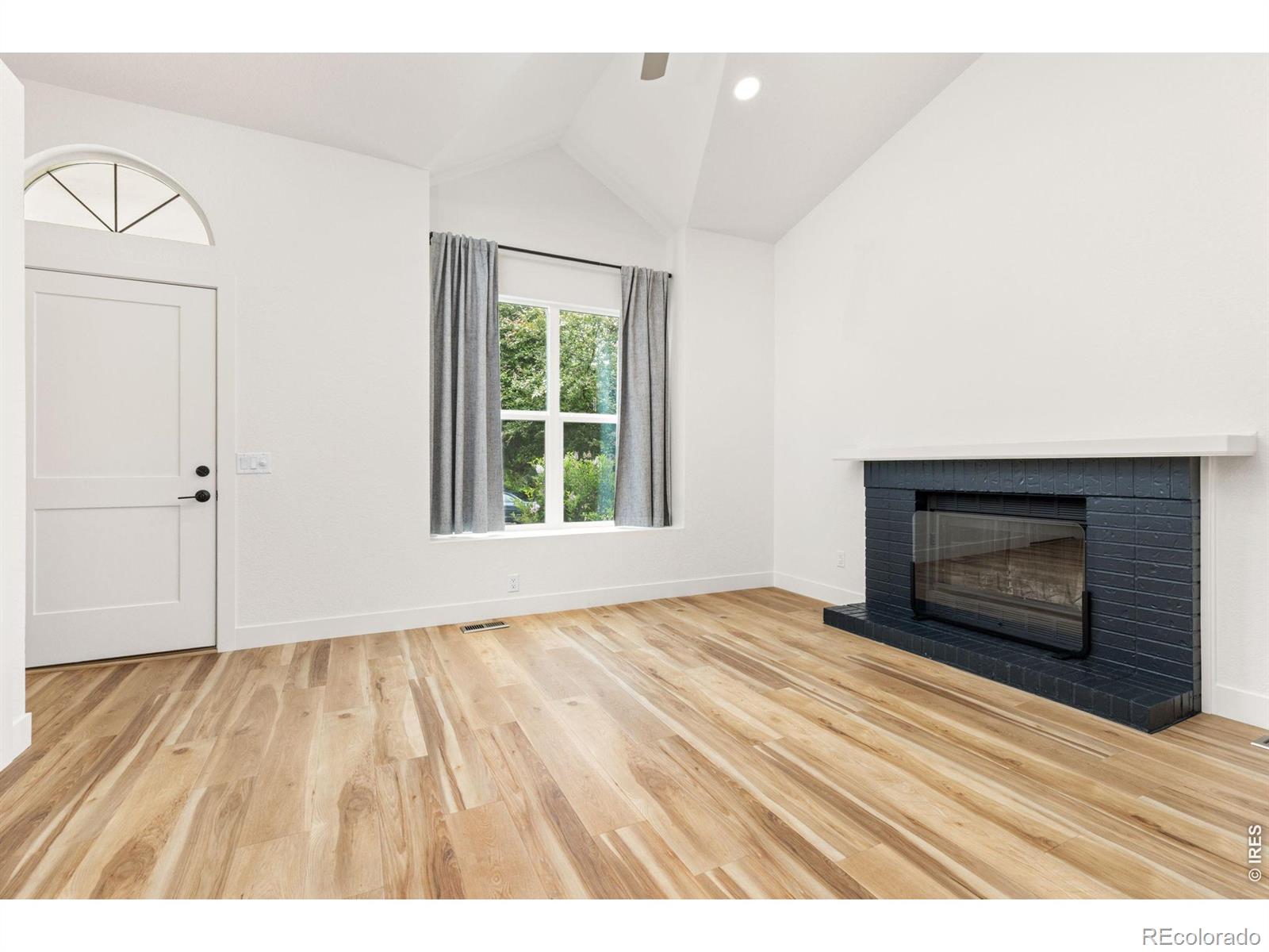 MLS Image #6 for 712  cameron lane,longmont, Colorado